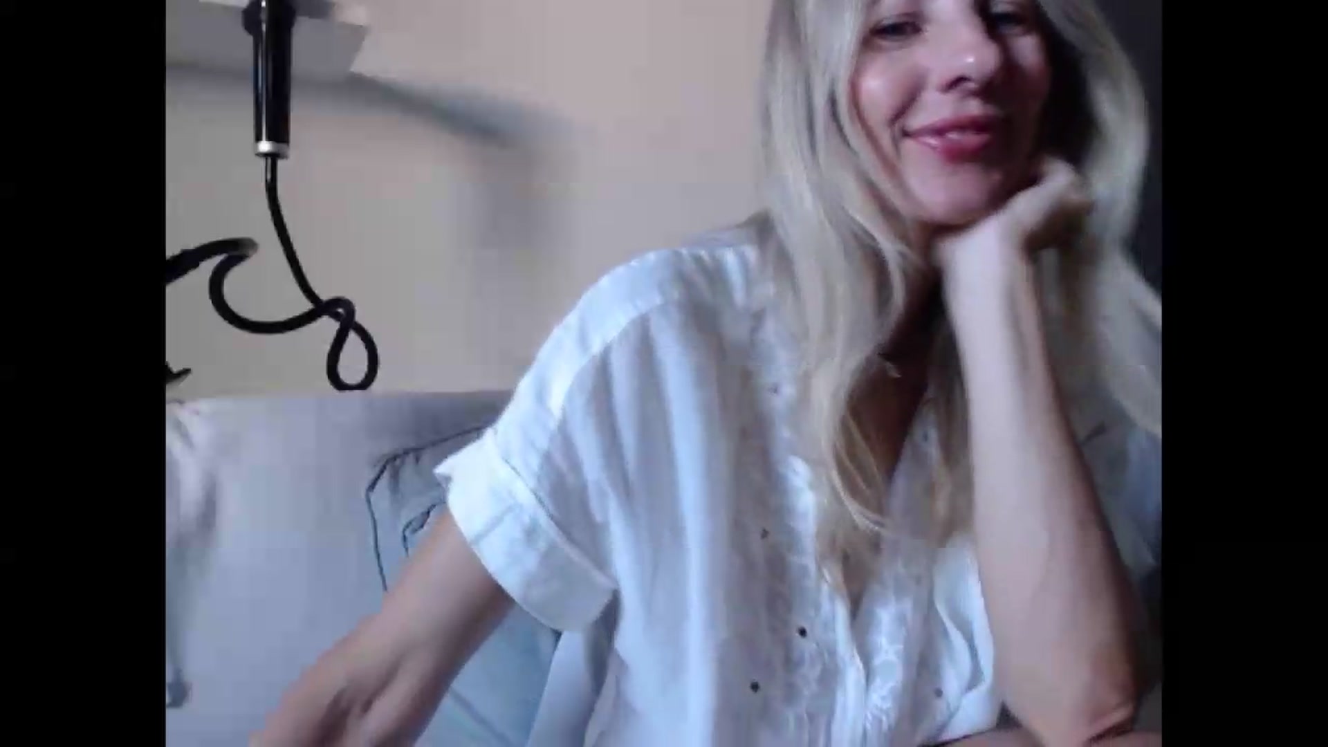 Gallery image thumbnail from IndianaBella's myfreecams stream on, 08/16/2026, 14:15 image 6 of 20