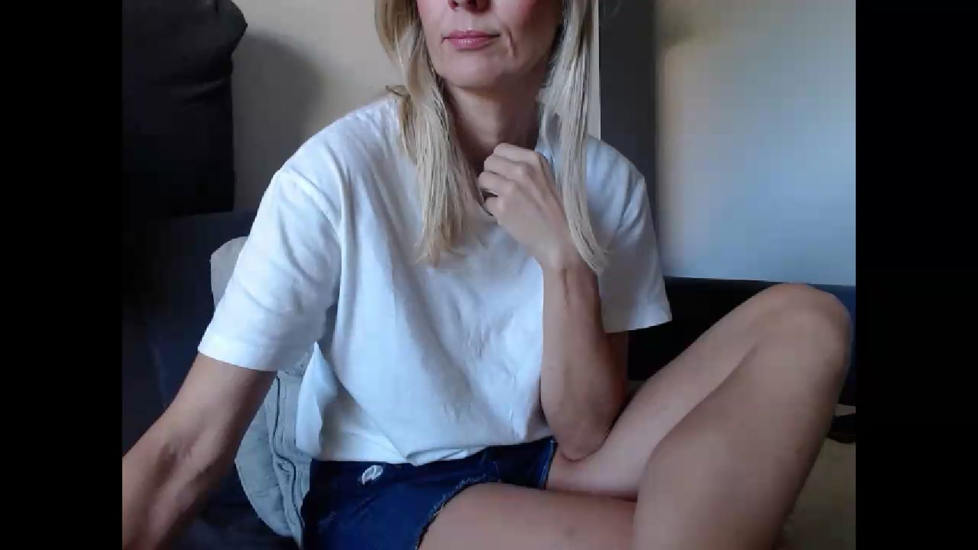 Gallery image thumbnail from IndianaBella's myfreecams stream on, 09/13/2026, 09:17 image 2 of 20