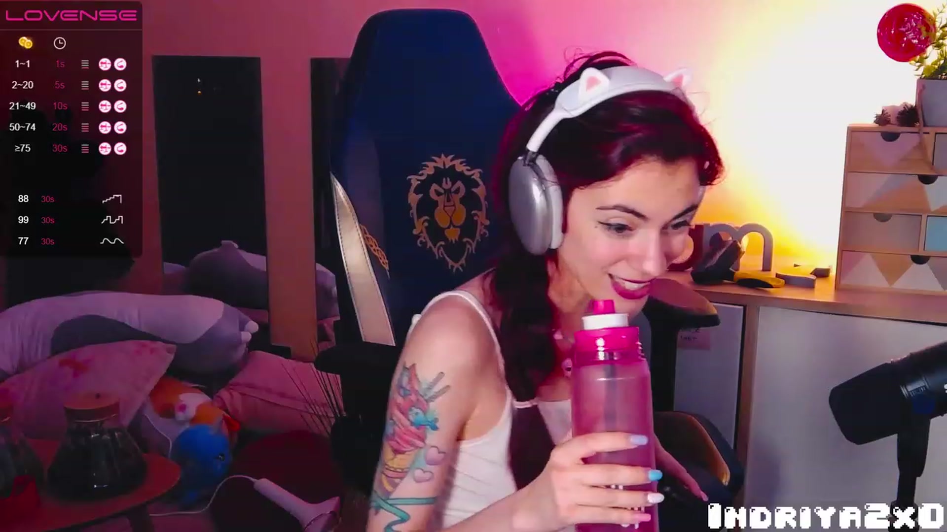 Gallery image thumbnail from Indriya2x0's myfreecams stream on, 05/31/2023, 22:06 image 5 of 20