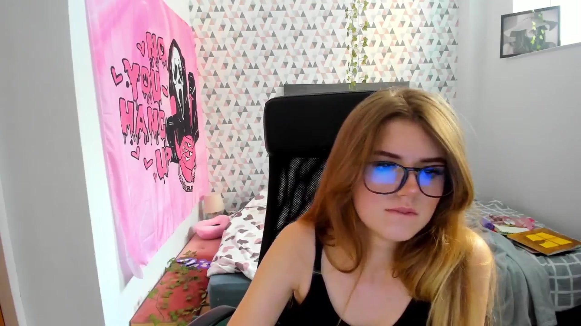 Gallery image thumbnail from Iness_lex's myfreecams stream on, 03/12/2026, 12:58 image 19 of 20