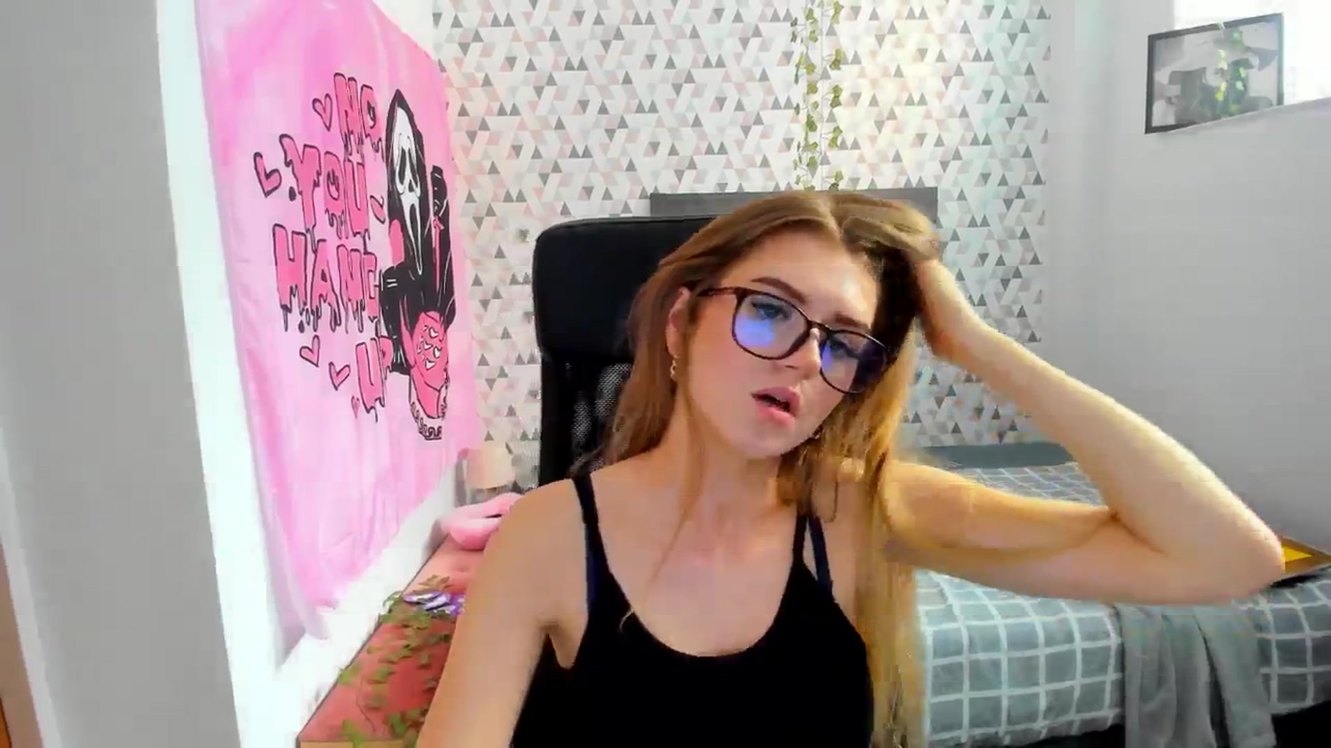 Gallery image thumbnail from Iness_lex's myfreecams stream on, 03/12/2026, 12:58 image 17 of 20