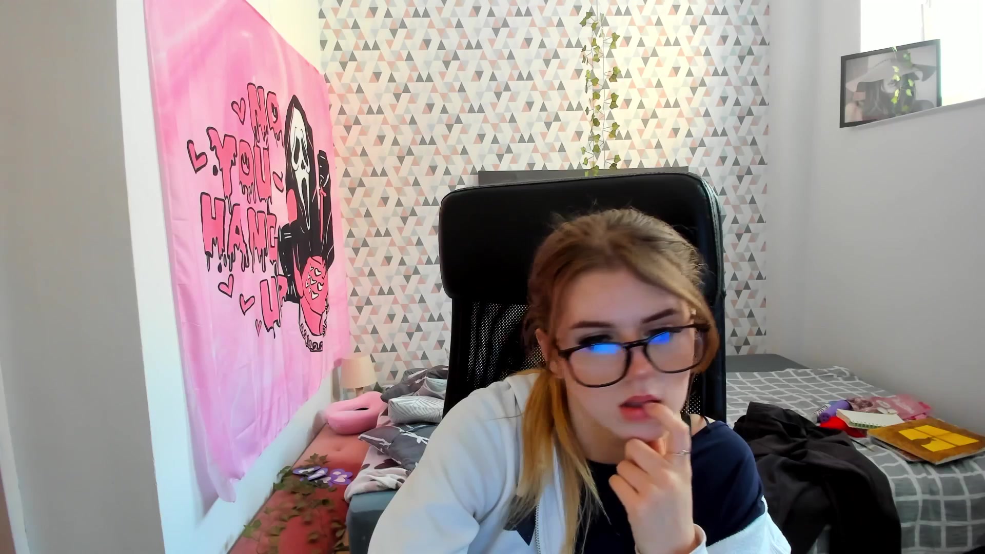 Gallery image thumbnail from Iness_lex's myfreecams stream on, 03/14/2026, 10:52 image 15 of 20