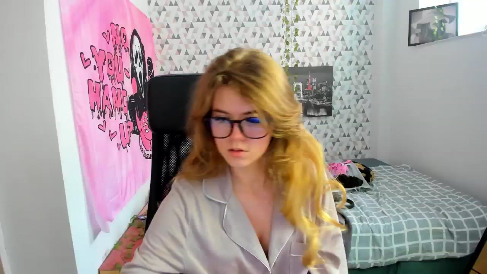 Gallery image thumbnail from Iness_lex's myfreecams stream on, 03/16/2026, 10:08 image 14 of 20