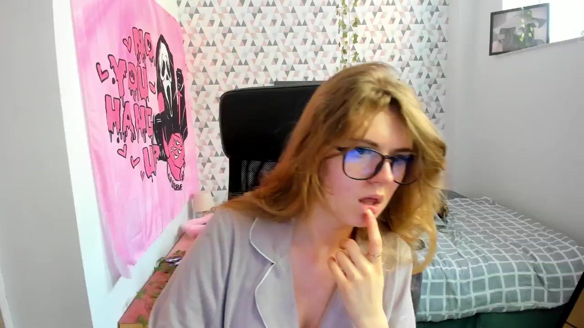 Gallery image thumbnail from Iness_lex's myfreecams stream on, 03/16/2026, 10:08 image 13 of 20
