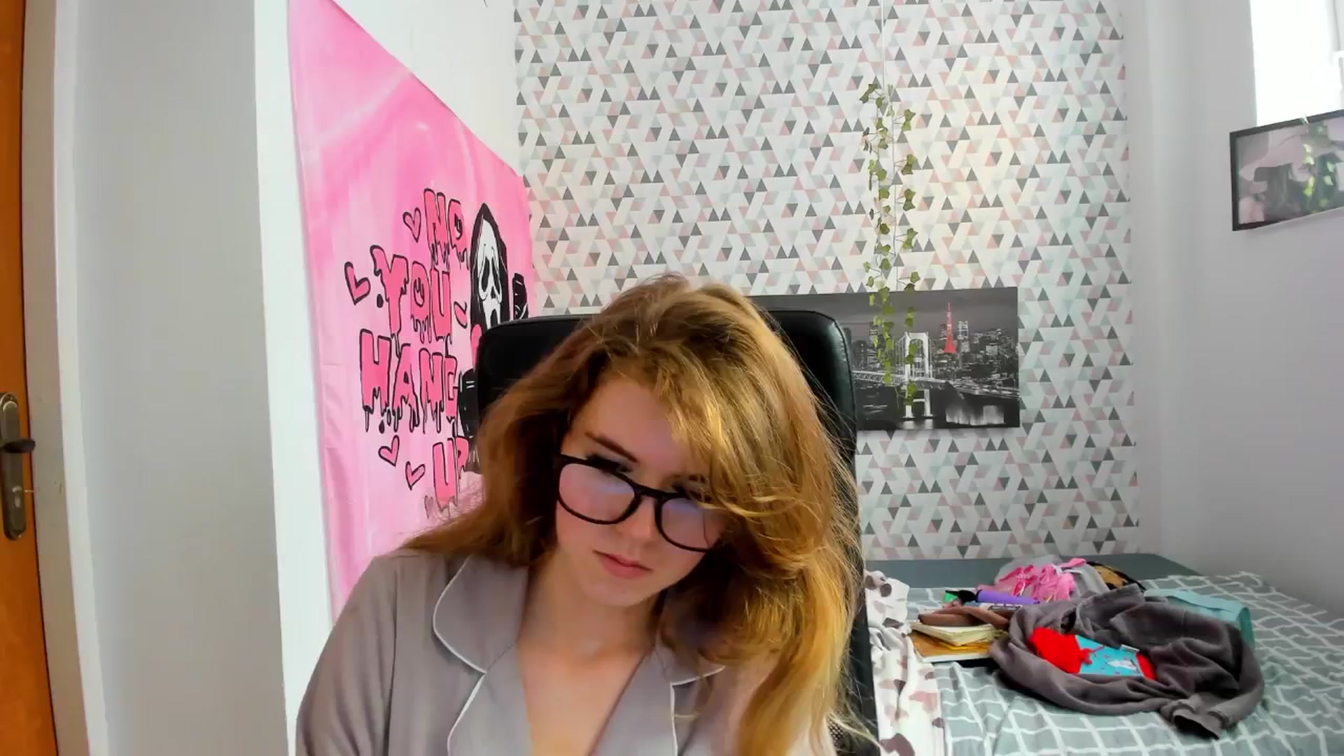 Gallery image thumbnail from Iness_lex's myfreecams stream on, 03/16/2026, 11:54 image 16 of 20