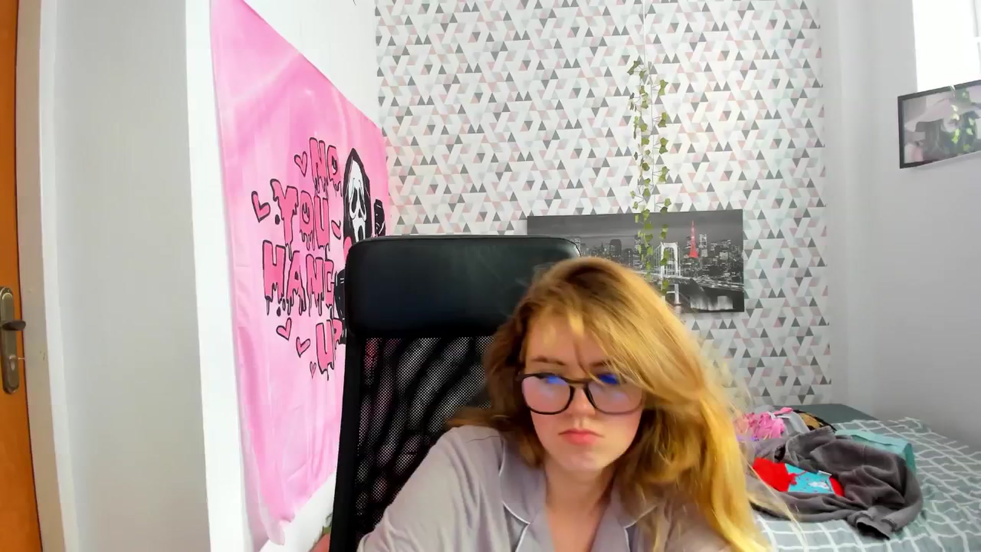 Gallery image thumbnail from Iness_lex's myfreecams stream on, 03/16/2026, 11:54 image 12 of 20