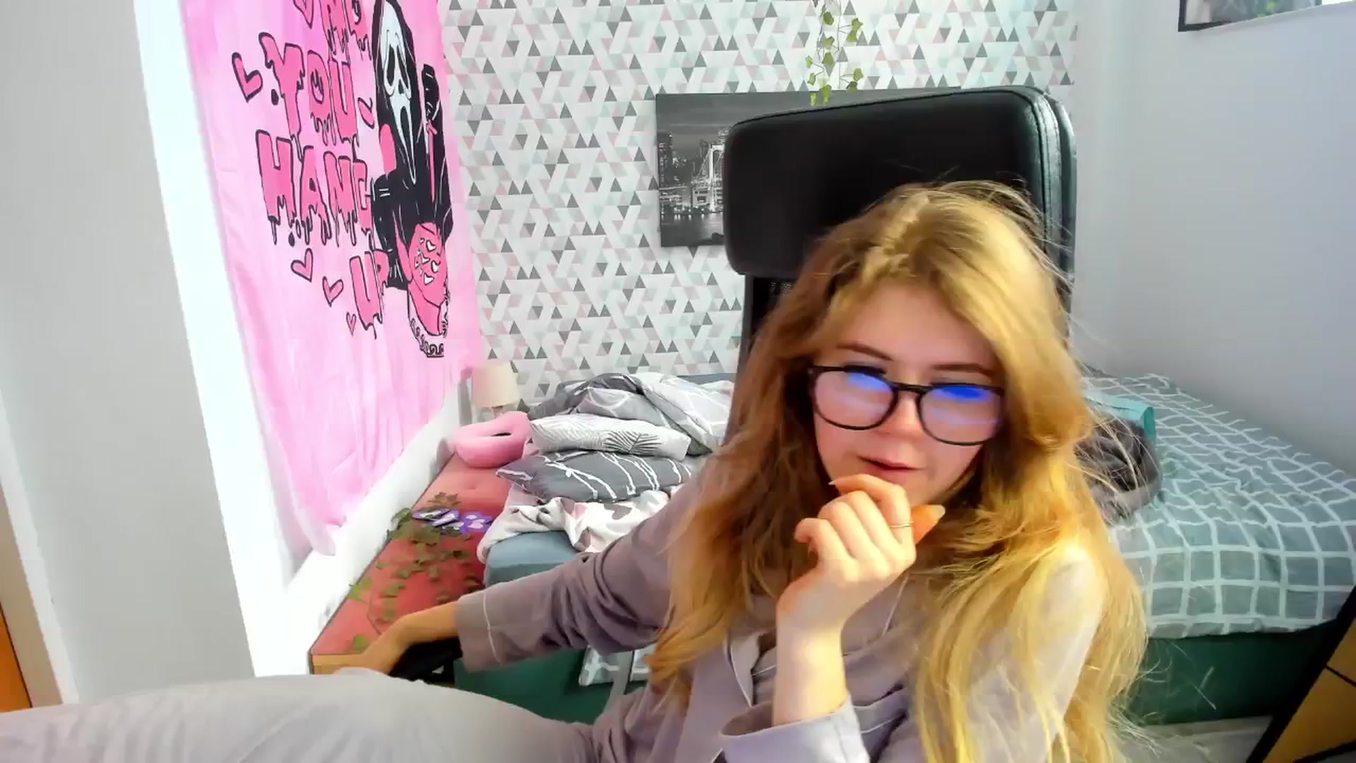 Gallery image thumbnail from Iness_lex's myfreecams stream on, 03/16/2026, 12:46 image 6 of 20