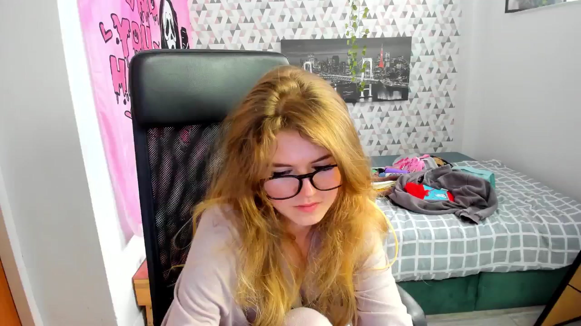Gallery image thumbnail from Iness_lex's myfreecams stream on, 03/16/2026, 12:46 image 14 of 20