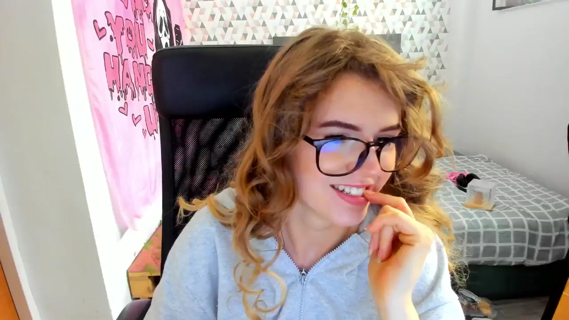 Gallery image thumbnail from Iness_lex's myfreecams stream on, 03/17/2026, 09:03 image 6 of 20