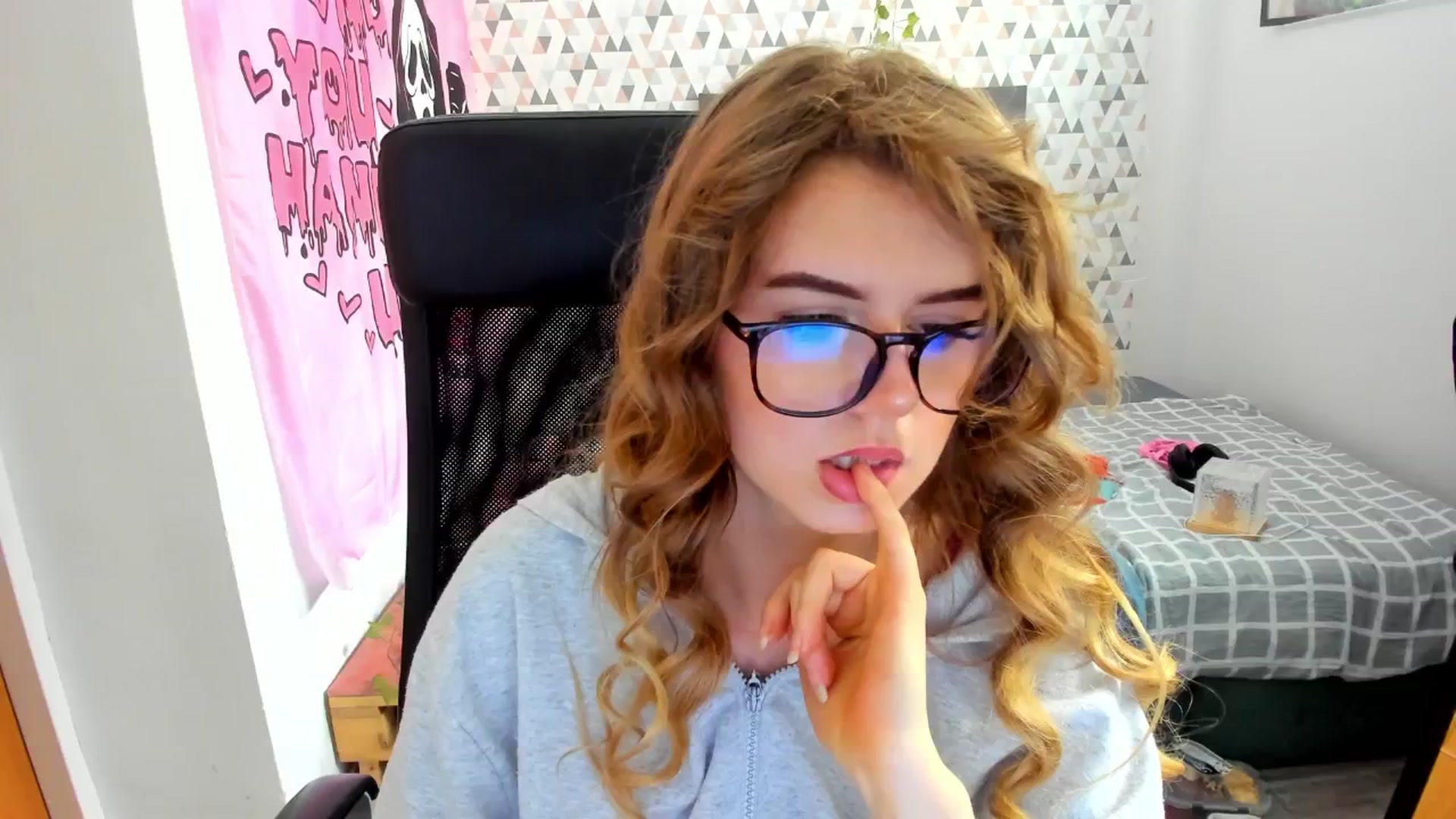 Gallery image thumbnail from Iness_lex's myfreecams stream on, 03/17/2026, 09:03 image 10 of 20