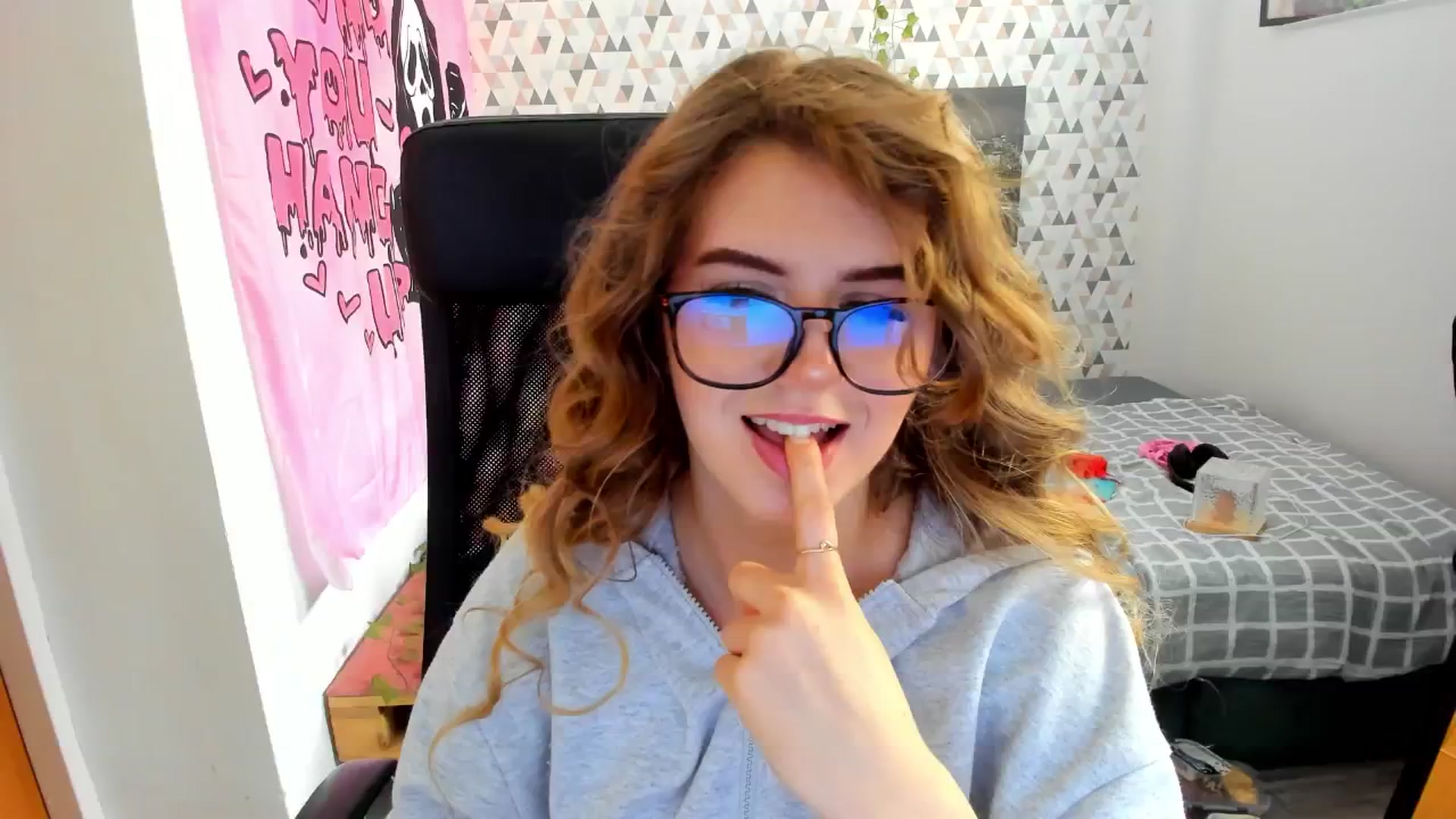 Gallery image thumbnail from Iness_lex's myfreecams stream on, 03/17/2026, 09:03 image 5 of 20