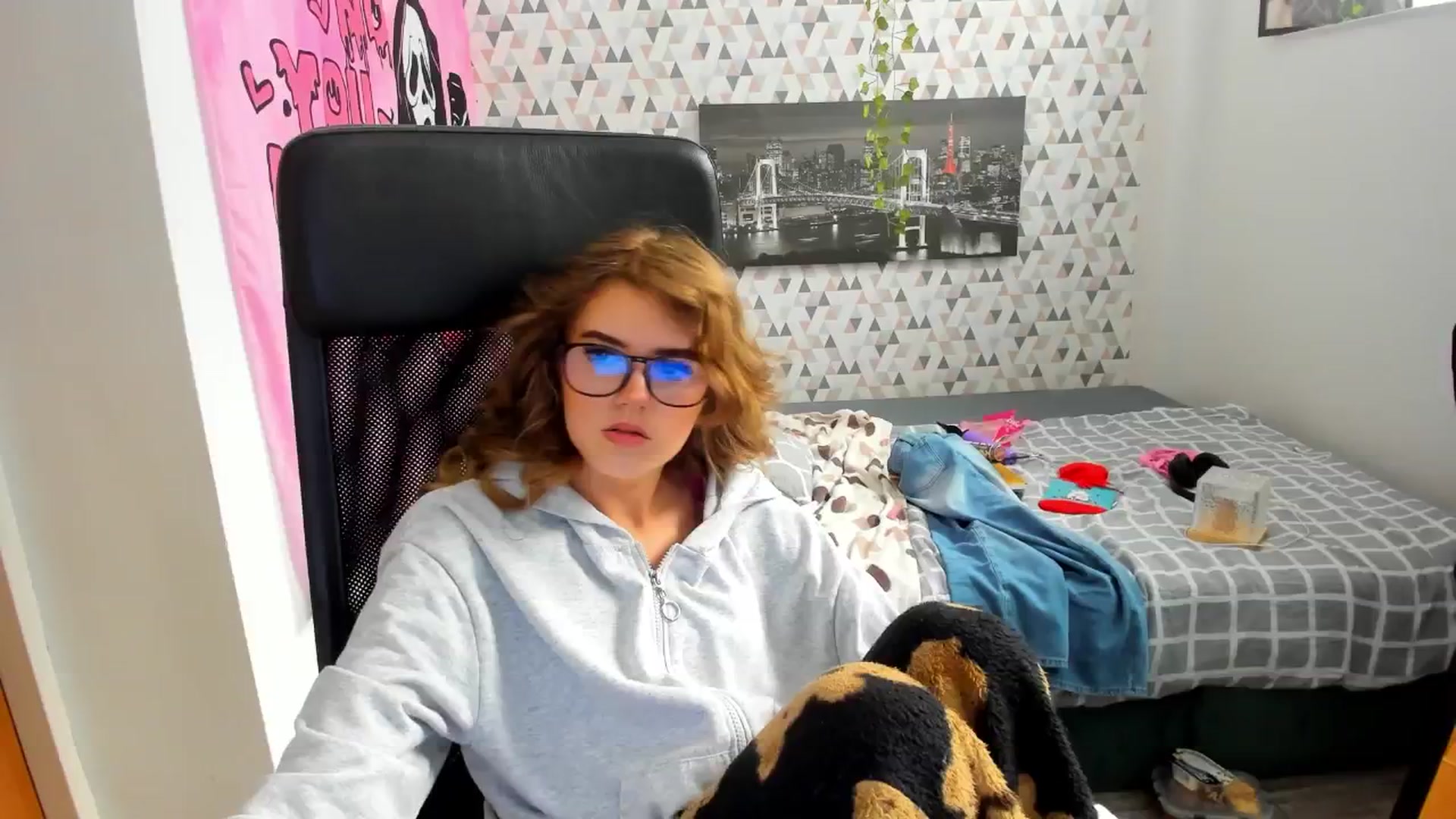 Gallery image thumbnail from Iness_lex's myfreecams stream on, 03/17/2026, 10:15 image 16 of 20