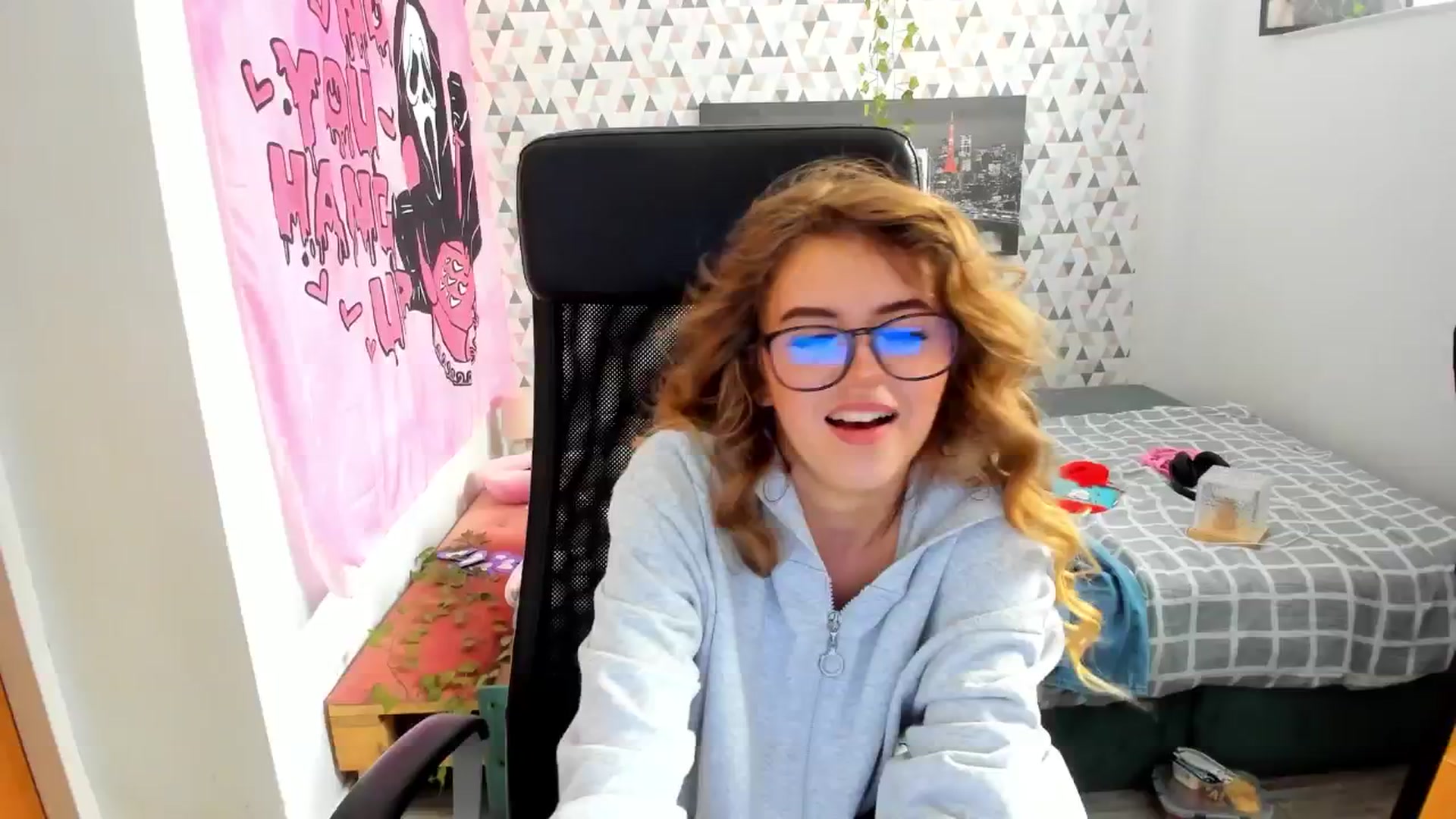 Gallery image thumbnail from Iness_lex's myfreecams stream on, 03/17/2026, 10:15 image 18 of 20