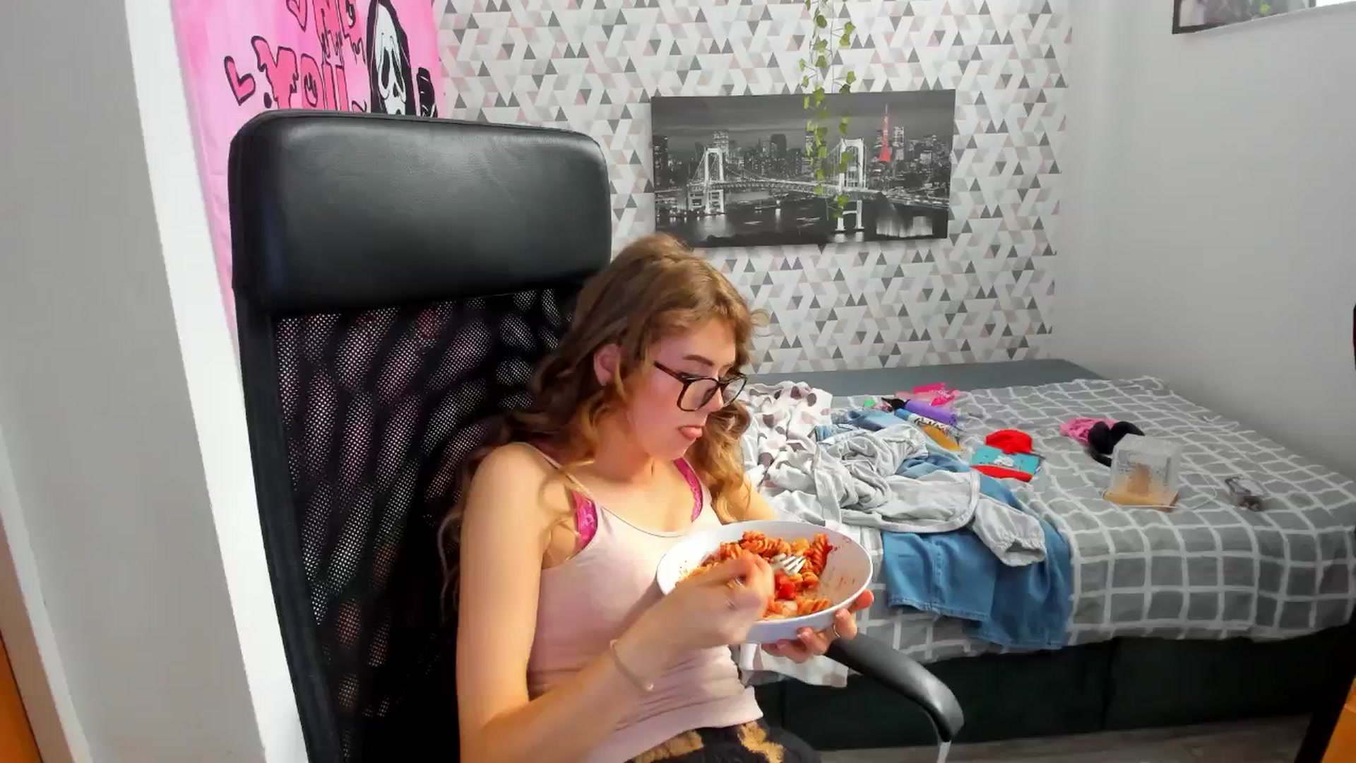 Gallery image thumbnail from Iness_lex's myfreecams stream on, 03/17/2026, 11:39 image 1 of 20