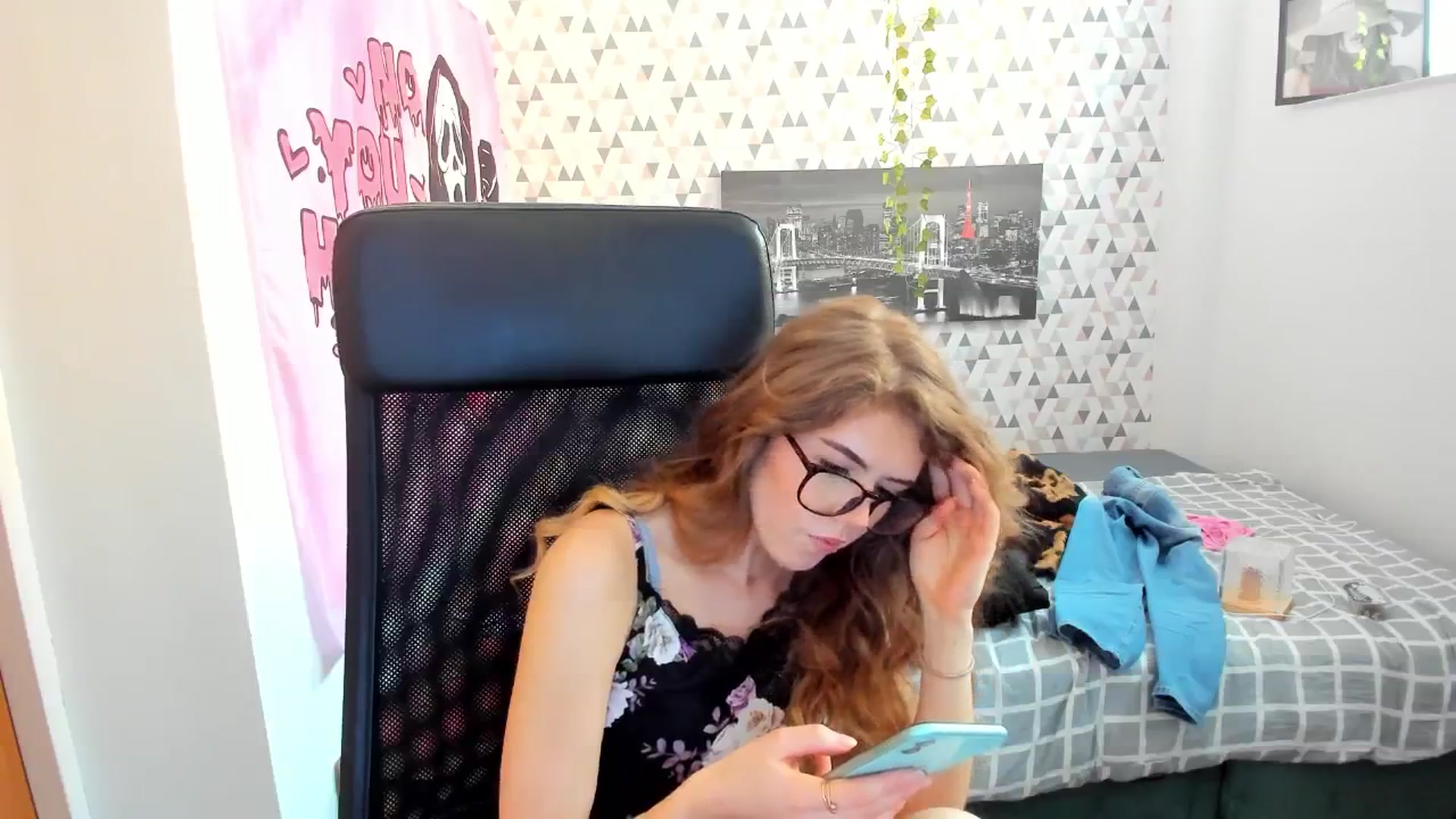 Gallery image thumbnail from Iness_lex's myfreecams stream on, 03/18/2026, 08:59 image 12 of 20
