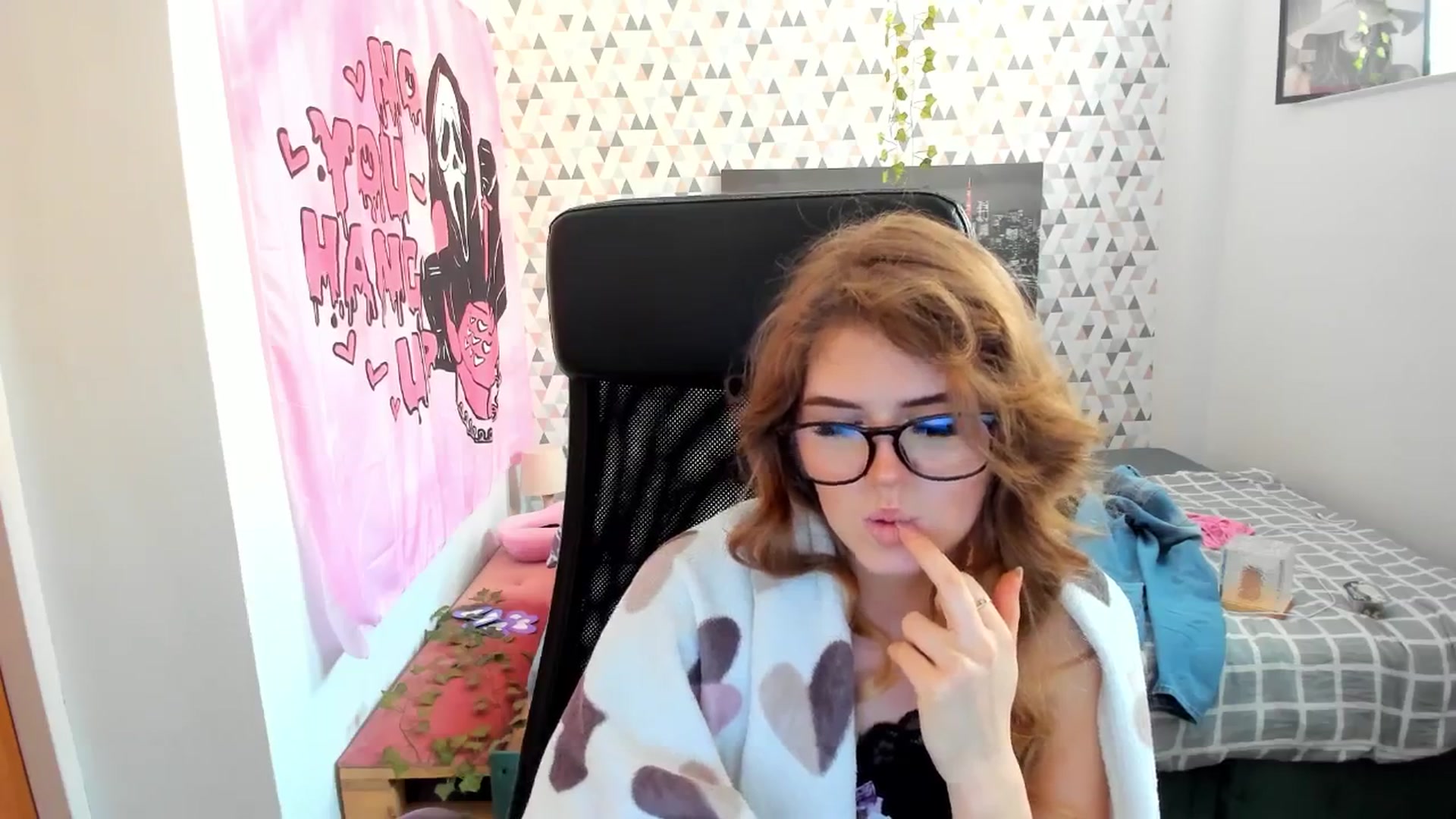 Gallery image thumbnail from Iness_lex's myfreecams stream on, 03/18/2026, 08:59 image 18 of 20