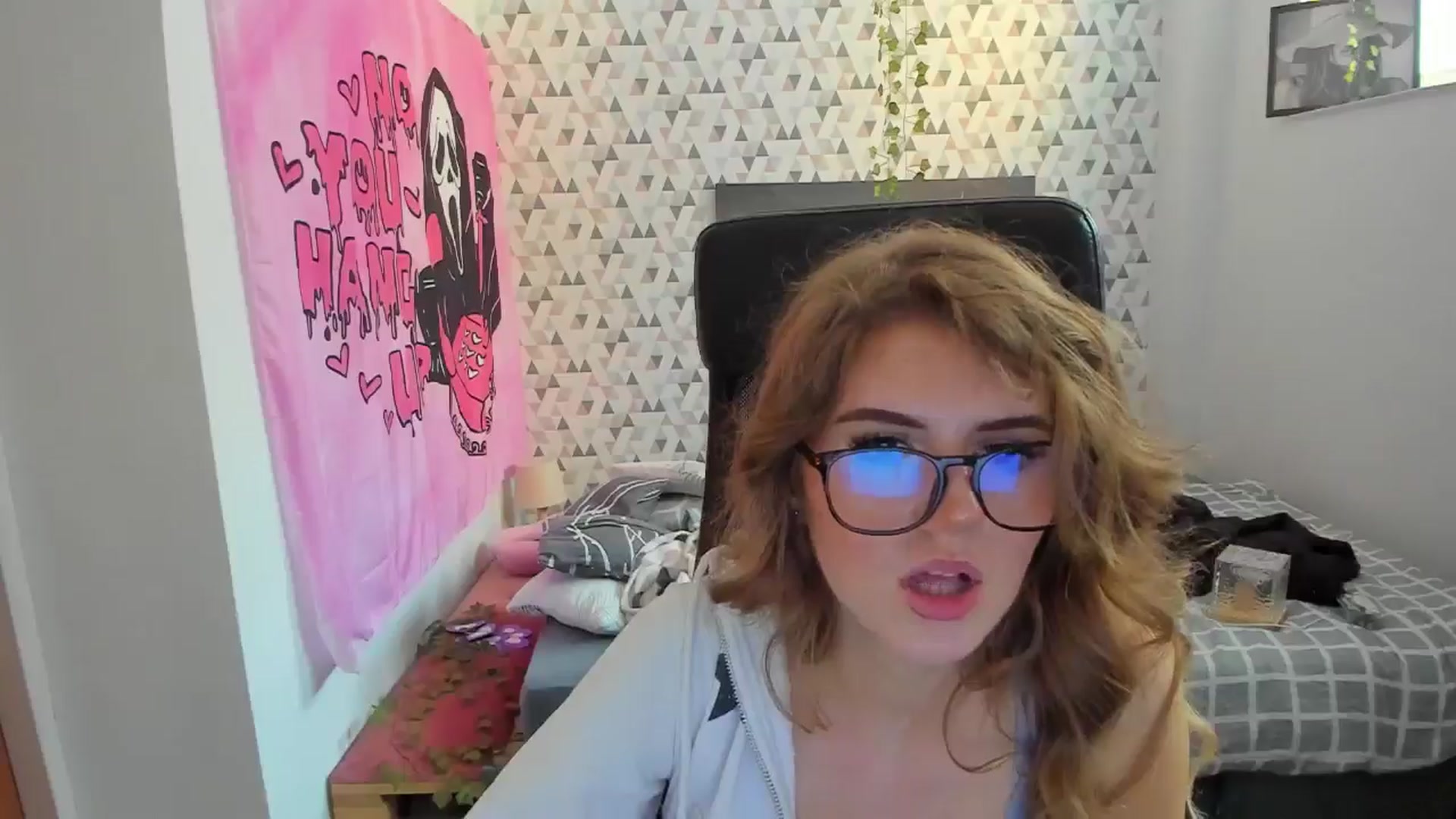 Gallery image thumbnail from Iness_lex's myfreecams stream on, 03/18/2026, 12:13 image 6 of 20