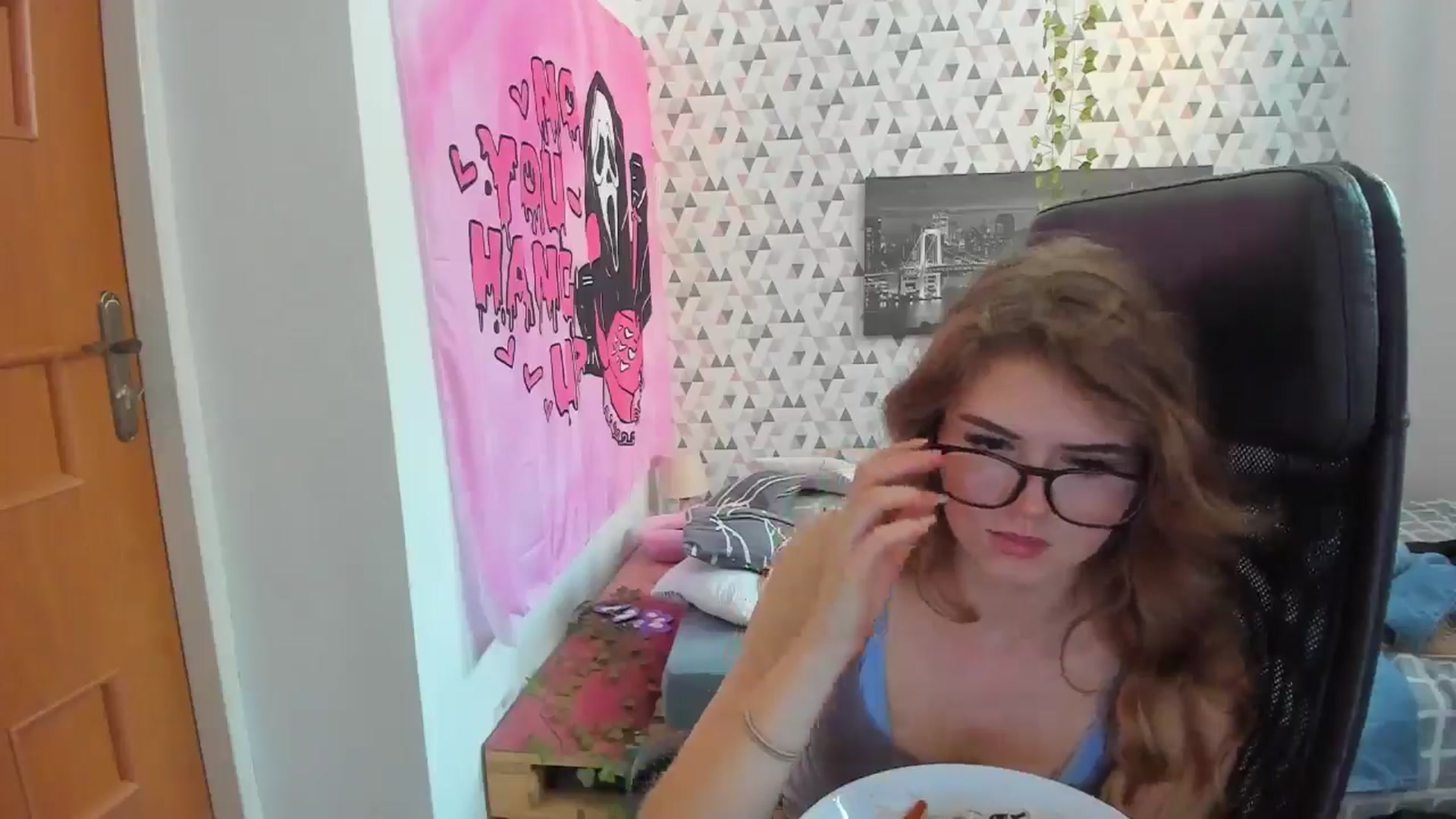 Gallery image thumbnail from Iness_lex's myfreecams stream on, 03/18/2026, 12:57 image 7 of 20