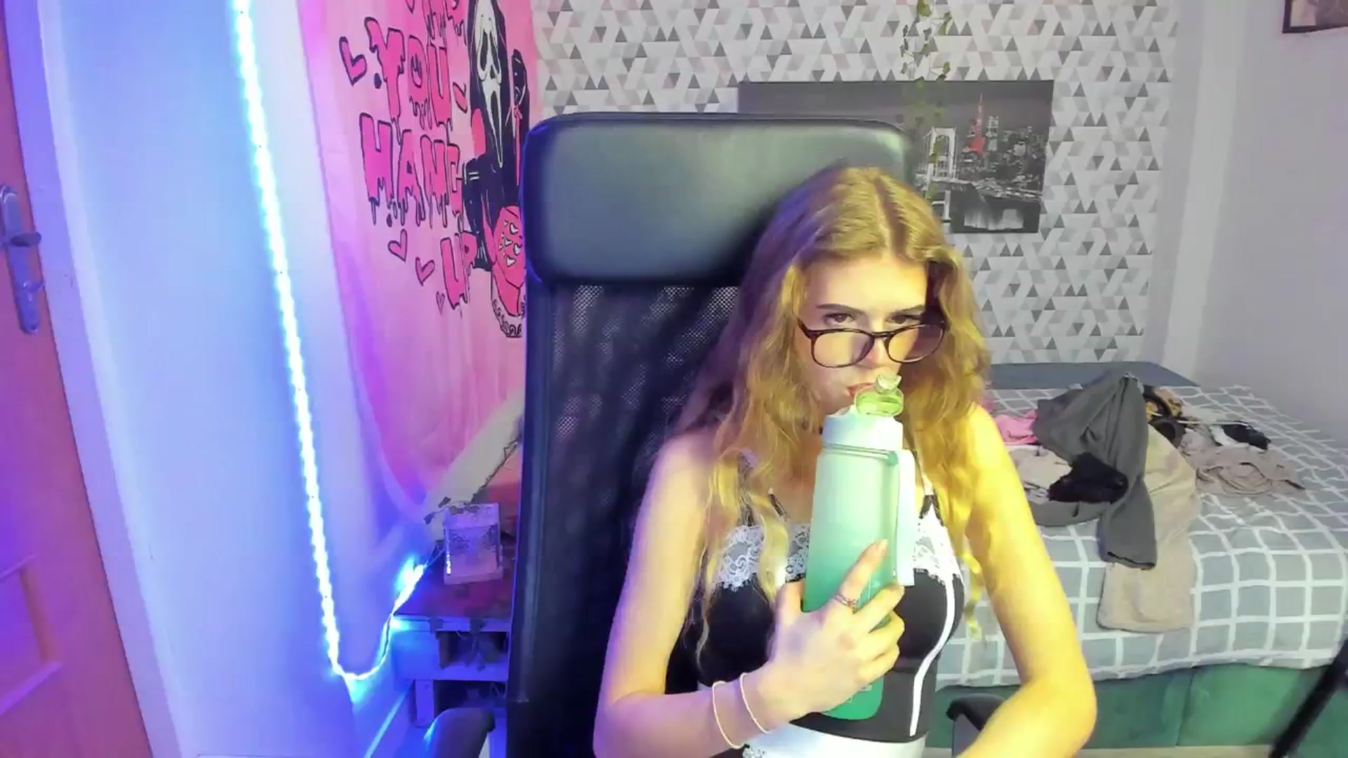 Gallery image thumbnail from Iness_lex's myfreecams stream on, 03/20/2026, 08:51 image 20 of 20
