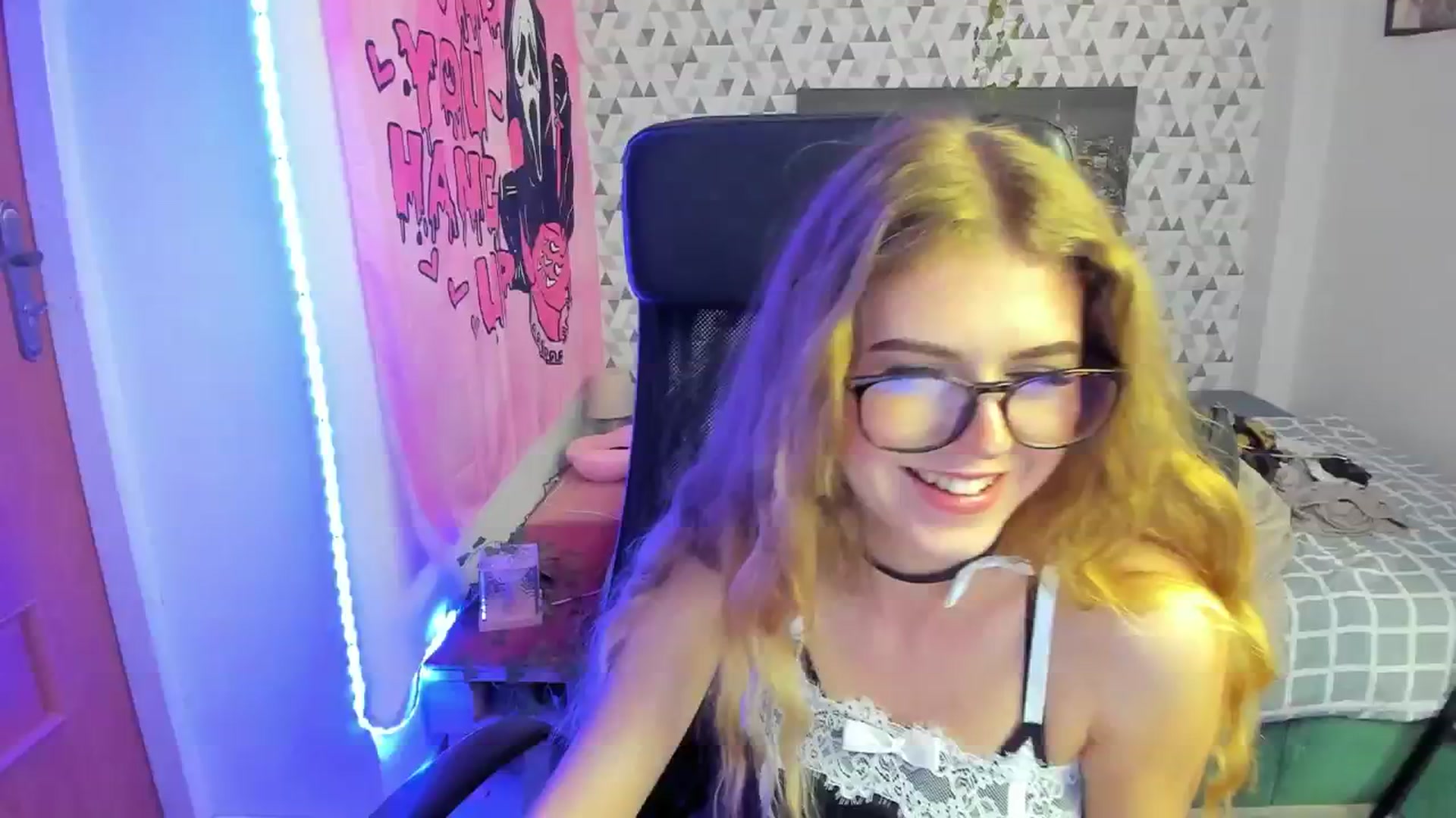 Gallery image thumbnail from Iness_lex's myfreecams stream on, 03/20/2026, 09:51 image 15 of 20