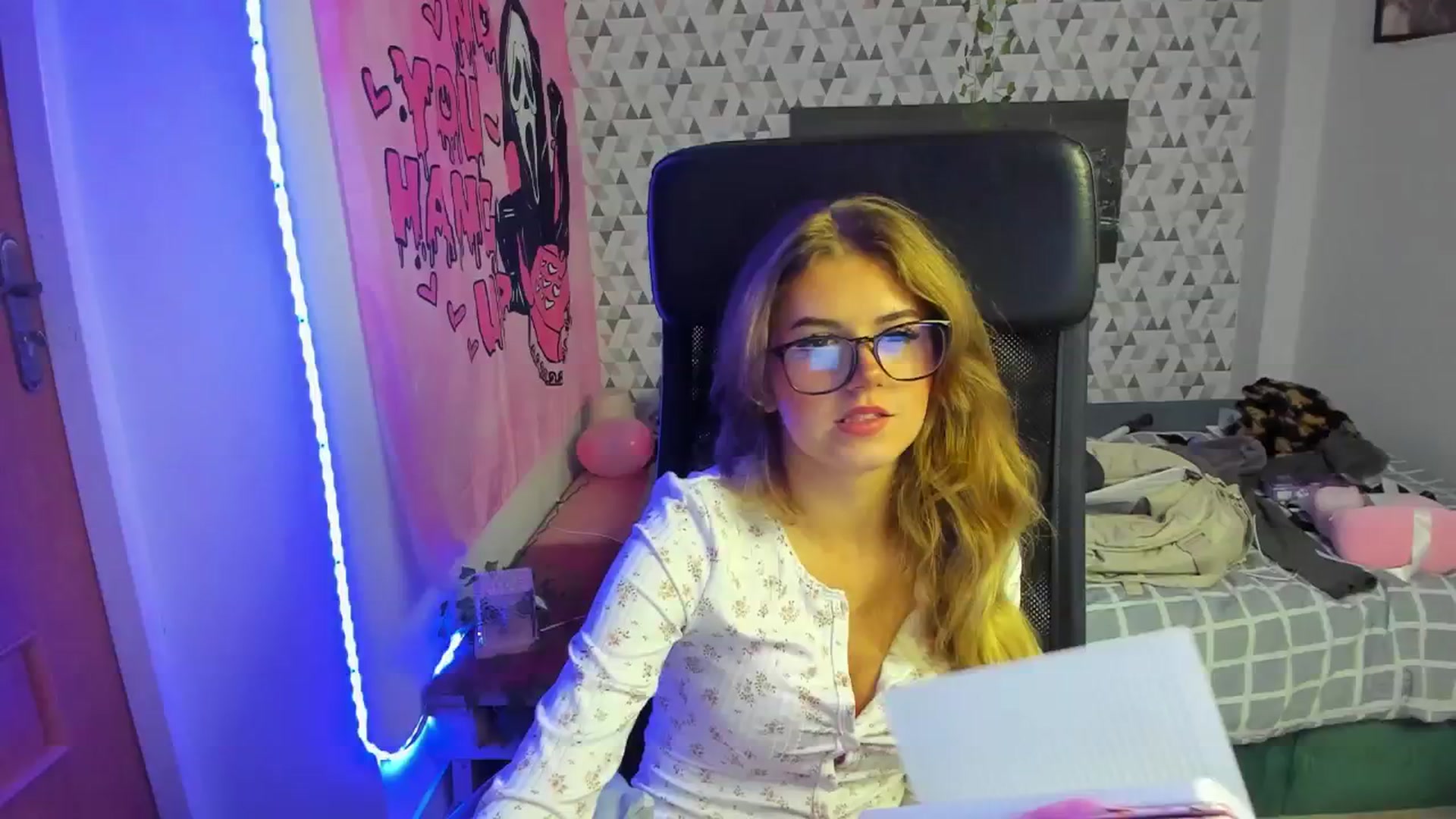 Gallery image thumbnail from Iness_lex's myfreecams stream on, 03/24/2026, 10:44 image 13 of 20