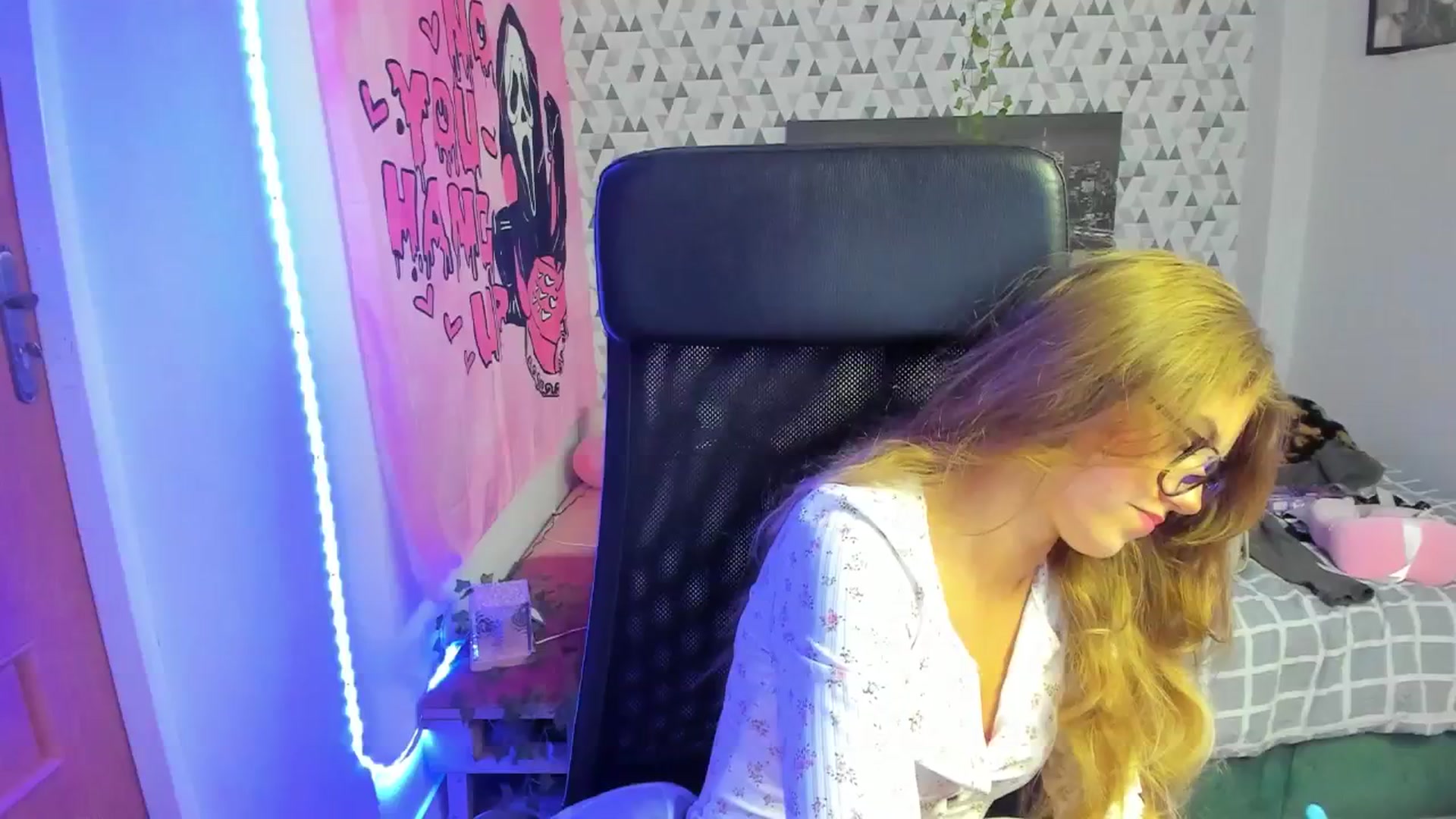 Gallery image thumbnail from Iness_lex's myfreecams stream on, 03/24/2026, 10:44 image 20 of 20