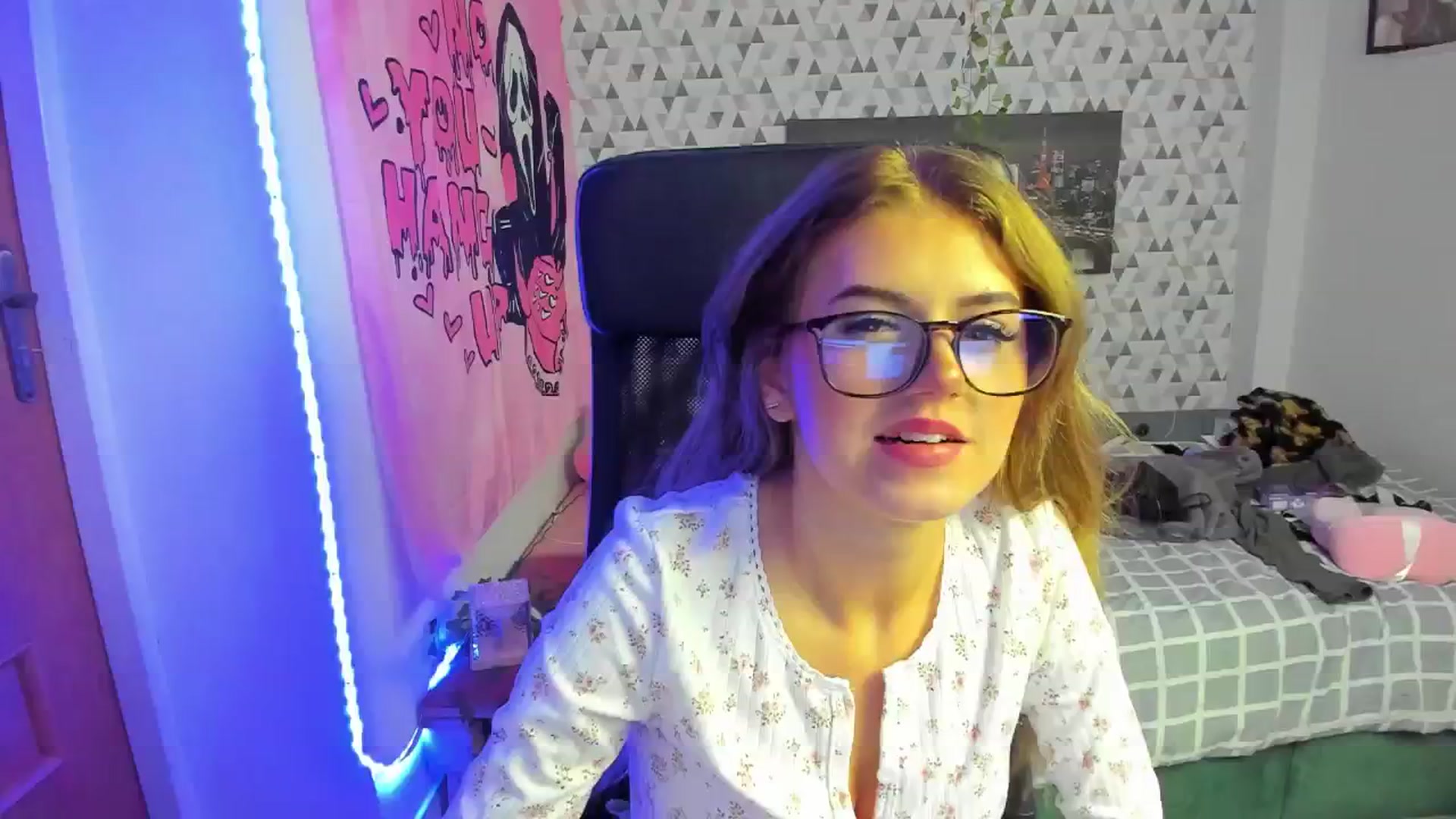 Gallery image thumbnail from Iness_lex's myfreecams stream on, 03/24/2026, 12:59 image 9 of 20