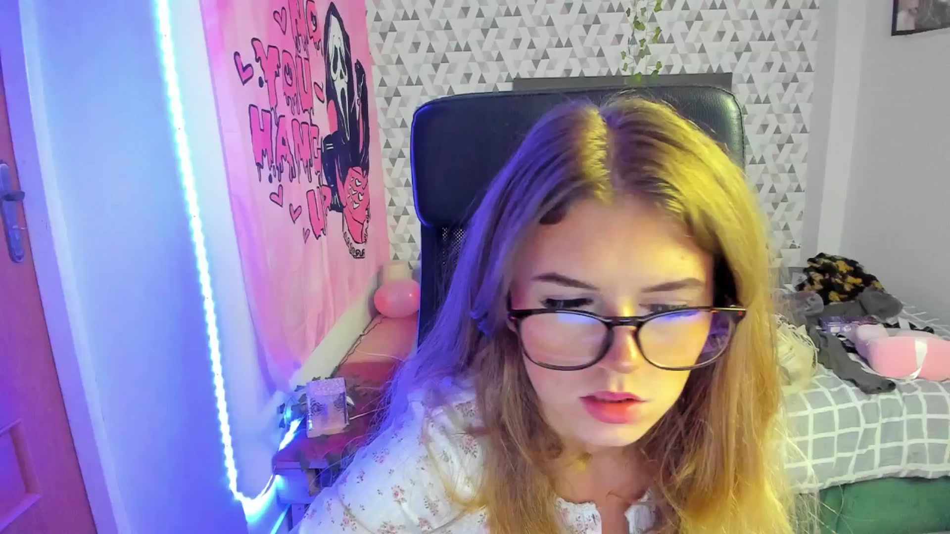 Gallery image thumbnail from Iness_lex's myfreecams stream on, 03/24/2026, 12:59 image 8 of 20