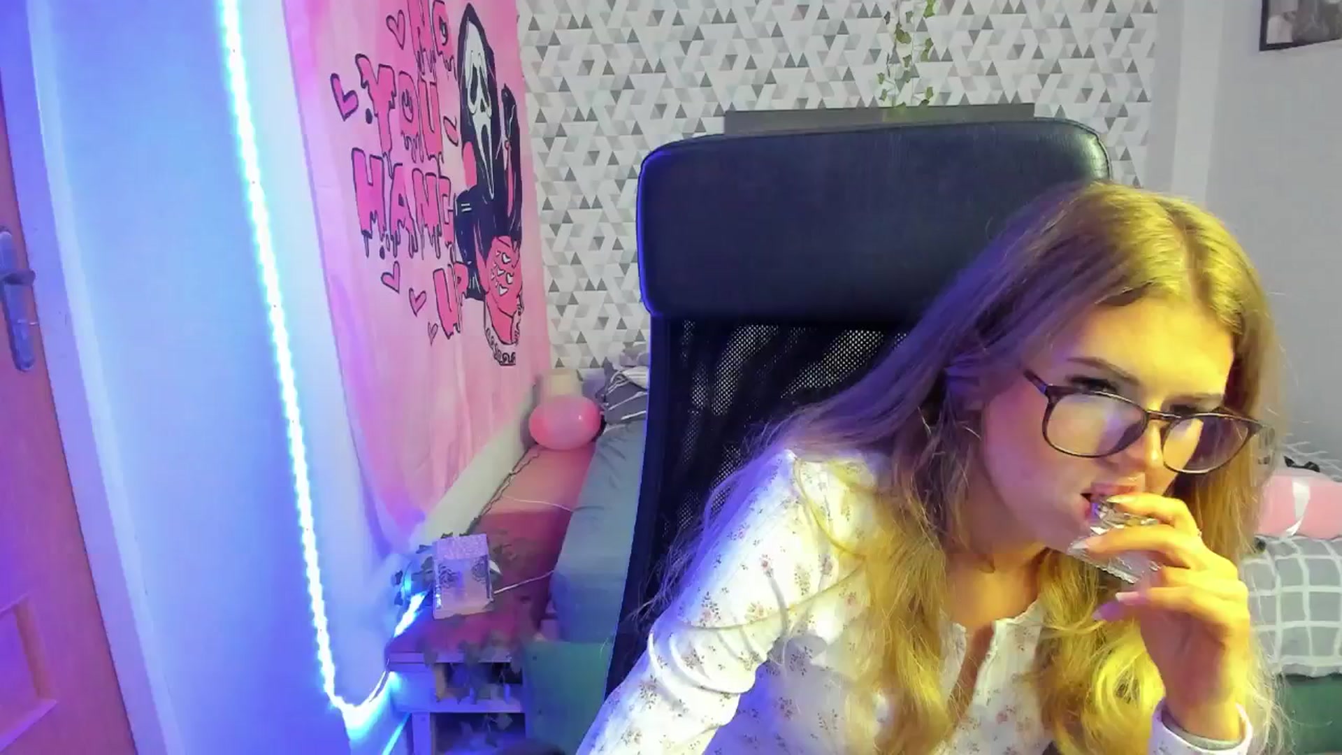 Gallery image thumbnail from Iness_lex's myfreecams stream on, 03/24/2026, 12:59 image 1 of 20