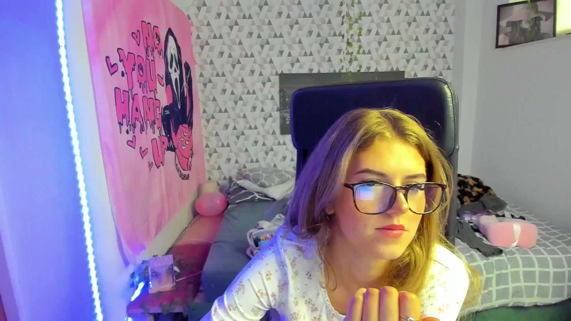 Gallery image thumbnail from Iness_lex's myfreecams stream on, 03/24/2026, 13:33 image 4 of 20
