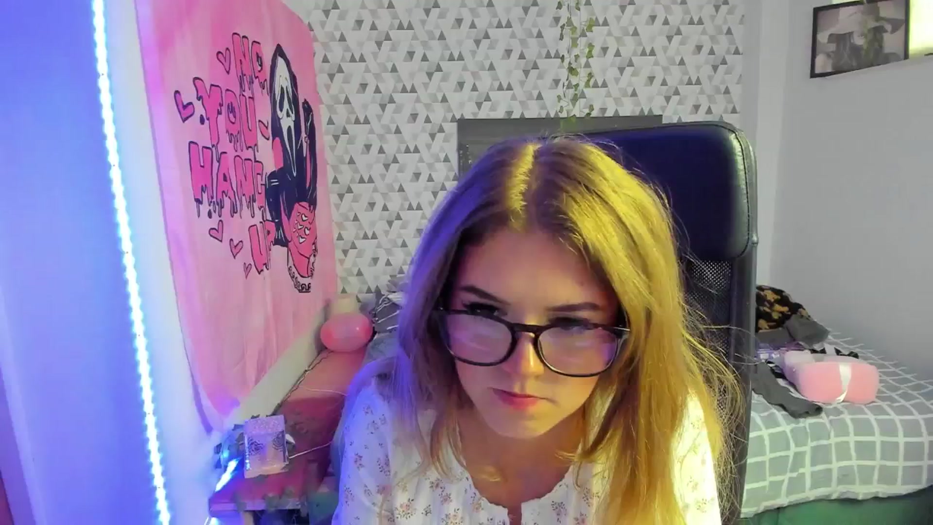 Gallery image thumbnail from Iness_lex's myfreecams stream on, 03/24/2026, 13:33 image 2 of 20