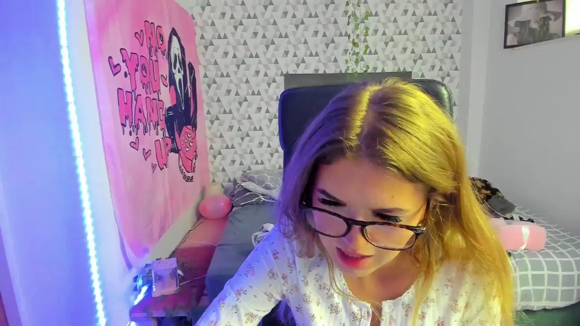 Gallery image thumbnail from Iness_lex's myfreecams stream on, 03/24/2026, 13:33 image 6 of 20