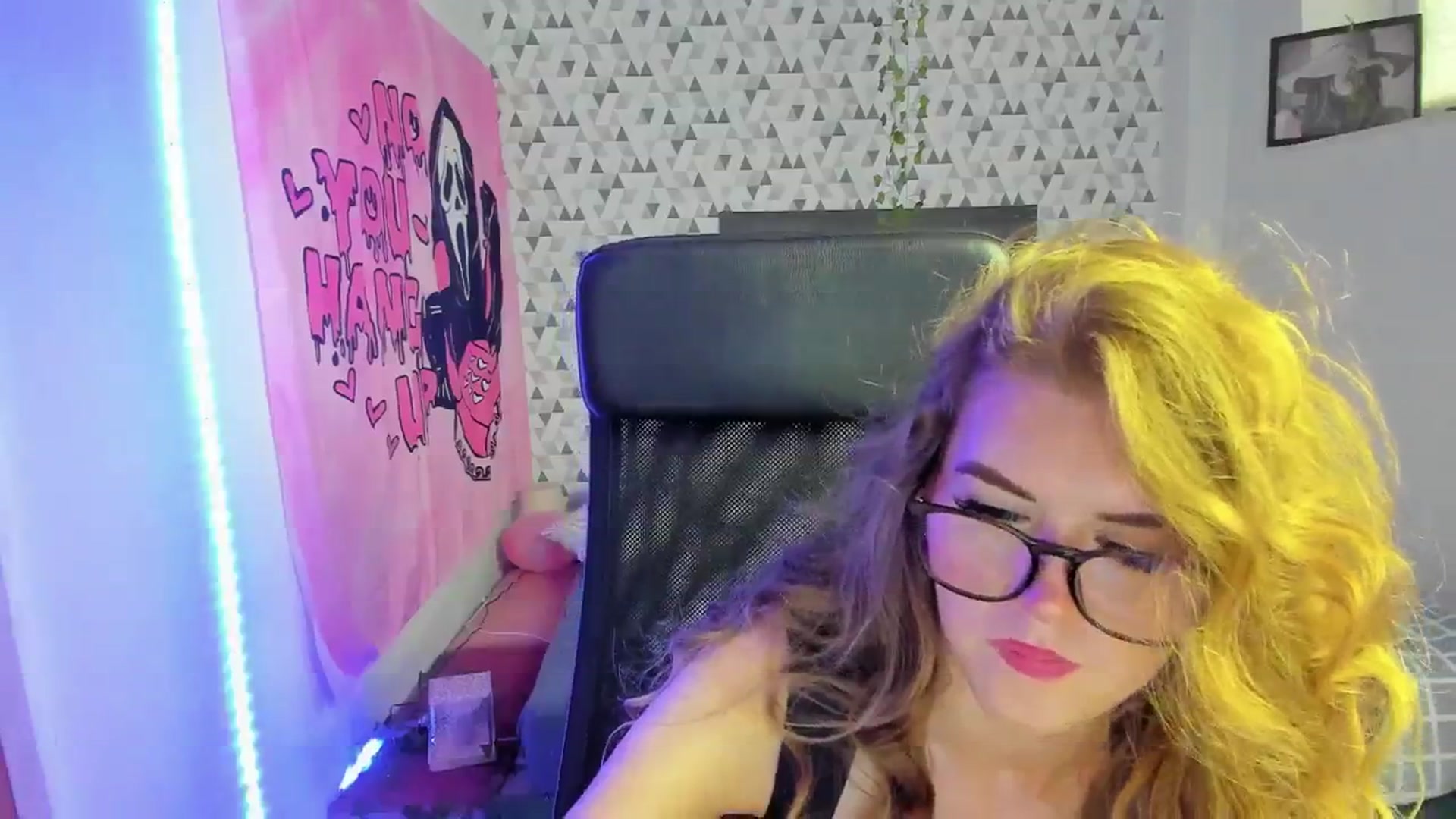 Gallery image thumbnail from Iness_lex's myfreecams stream on, 03/26/2026, 09:32 image 12 of 20