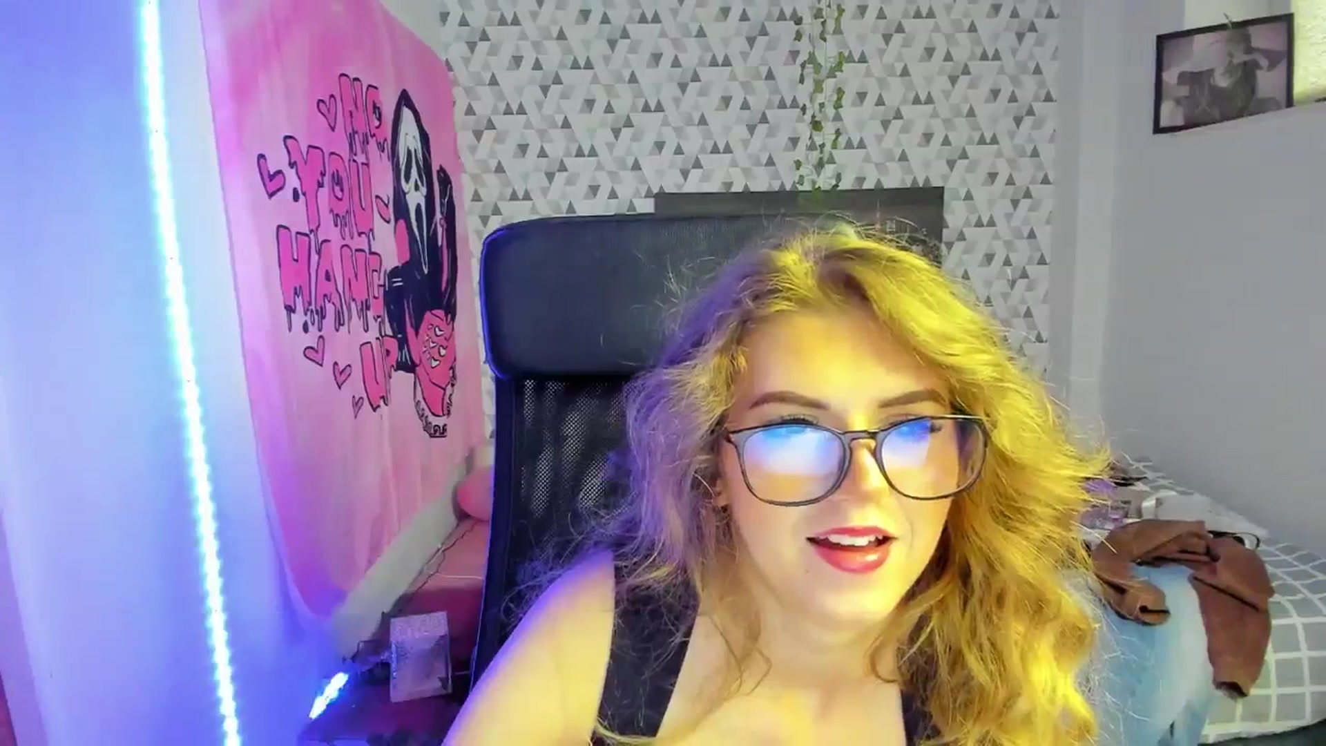 Gallery image thumbnail from Iness_lex's myfreecams stream on, 03/26/2026, 09:32 image 3 of 20
