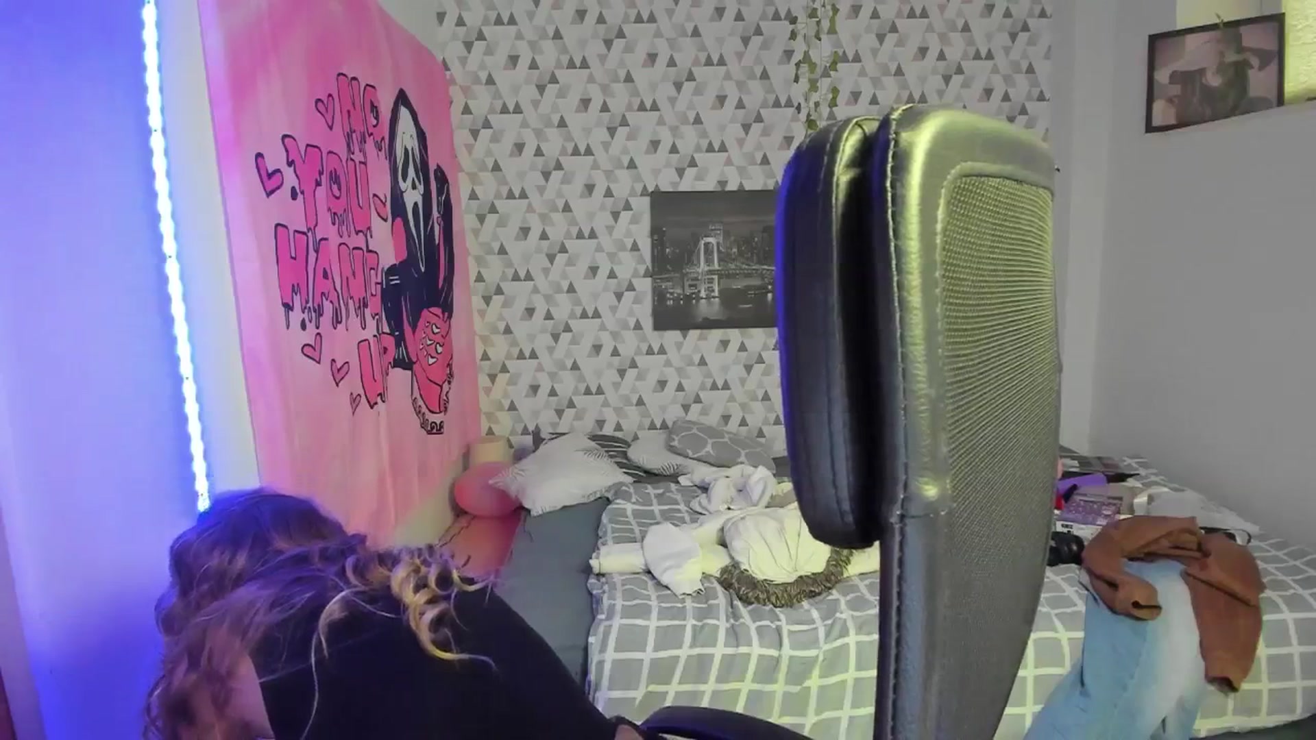 Gallery image thumbnail from Iness_lex's myfreecams stream on, 03/26/2026, 09:32 image 7 of 20