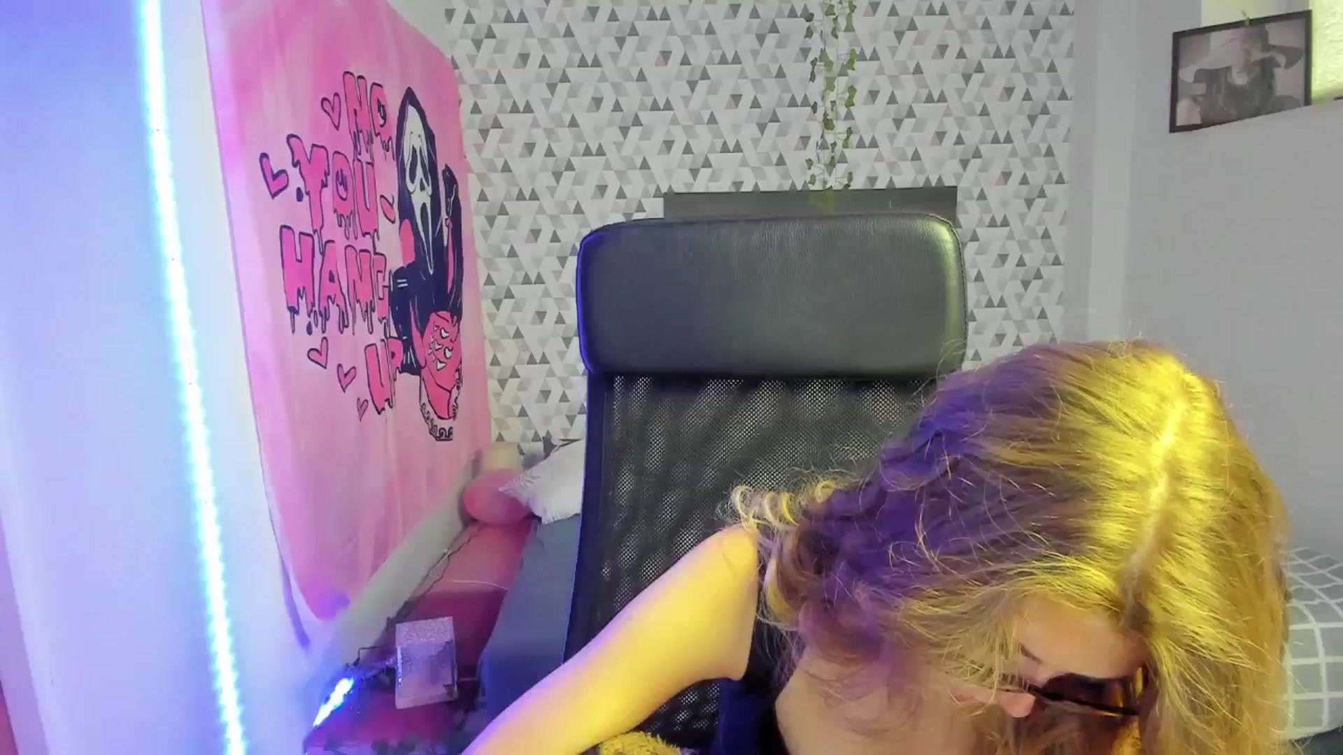 Gallery image thumbnail from Iness_lex's myfreecams stream on, 03/26/2026, 10:38 image 11 of 20