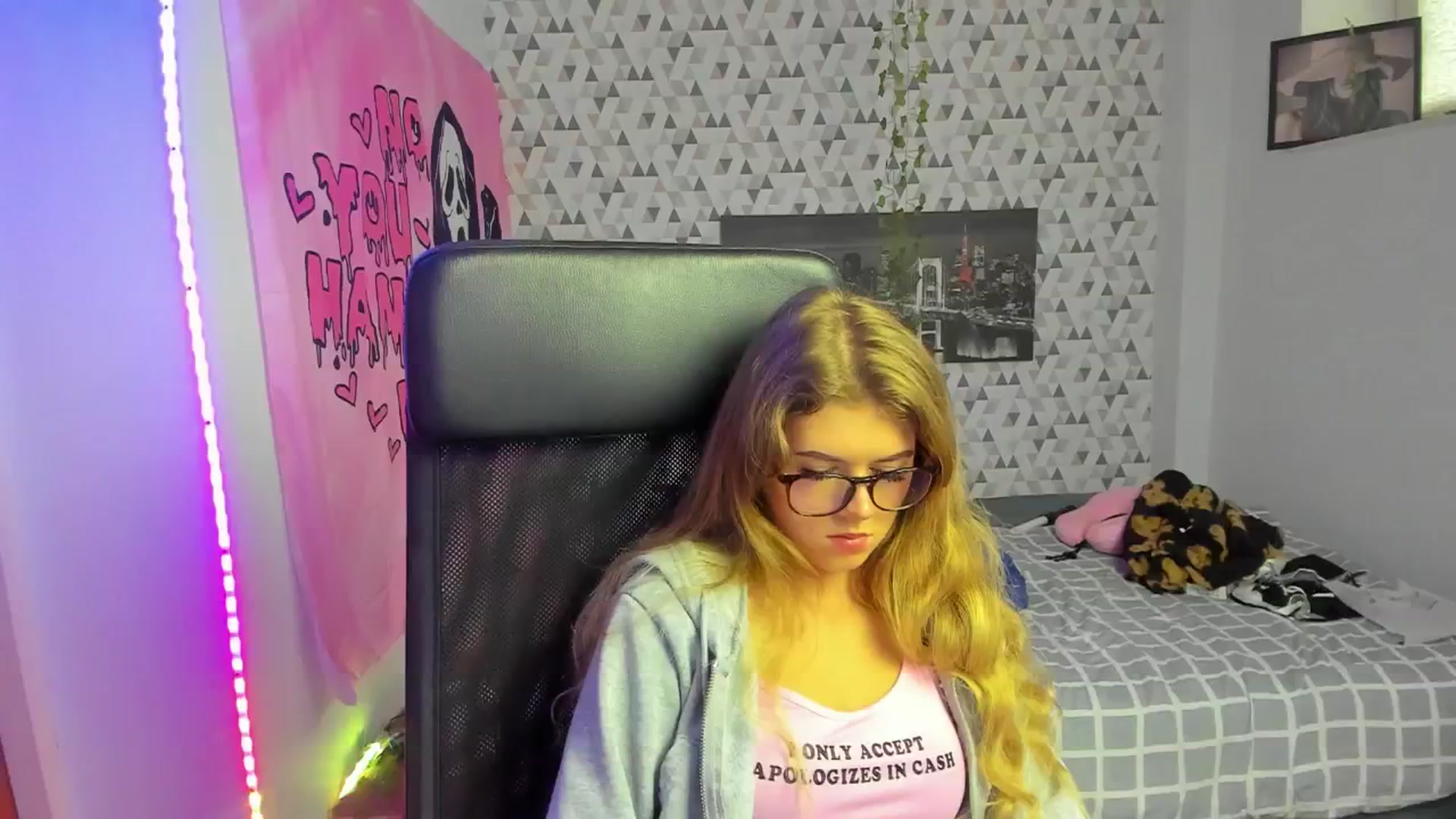 Gallery image thumbnail from Iness_lex's myfreecams stream on, 04/01/2026, 09:13 image 3 of 20