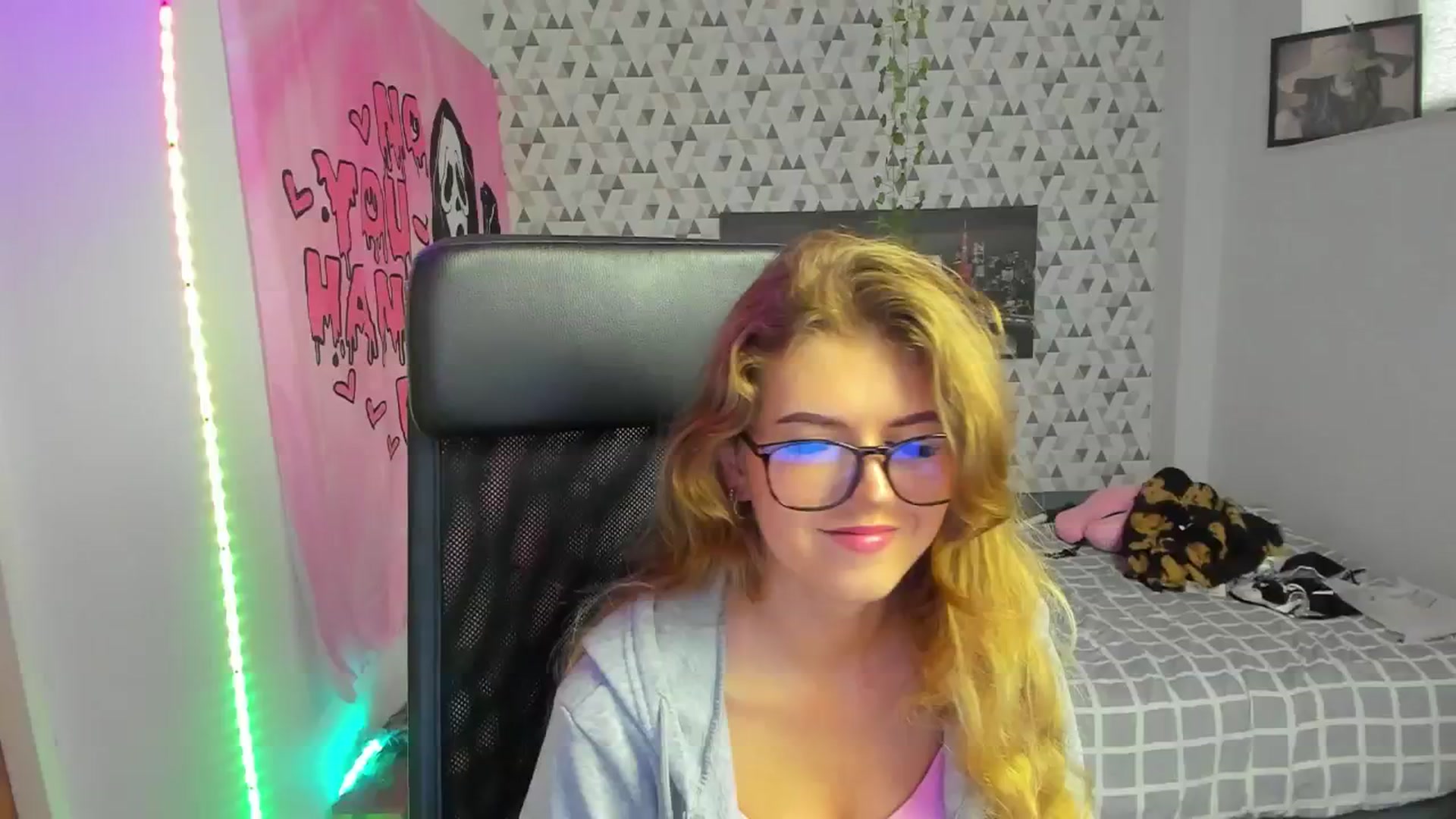Gallery image thumbnail from Iness_lex's myfreecams stream on, 04/01/2026, 09:13 image 6 of 20