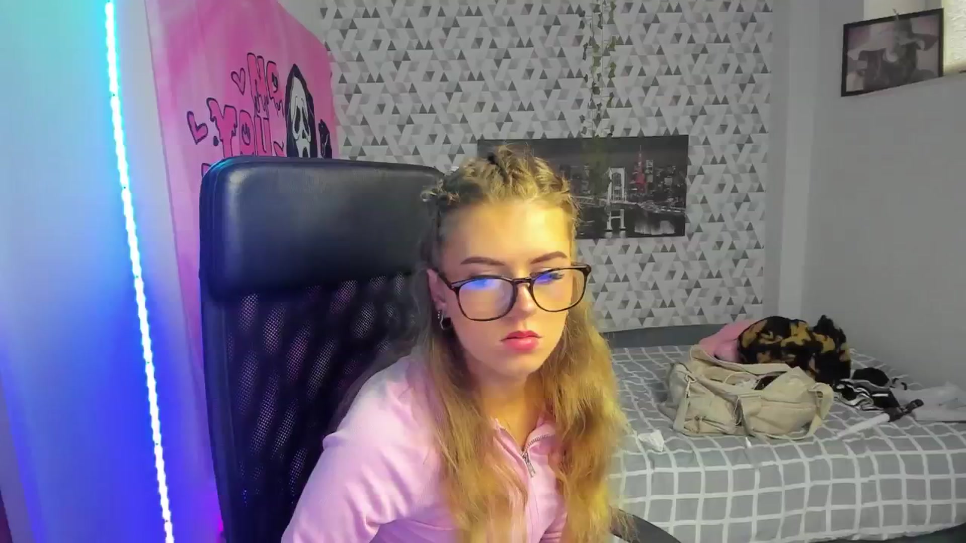 Gallery image thumbnail from Iness_lex's myfreecams stream on, 04/02/2026, 07:45 image 13 of 20