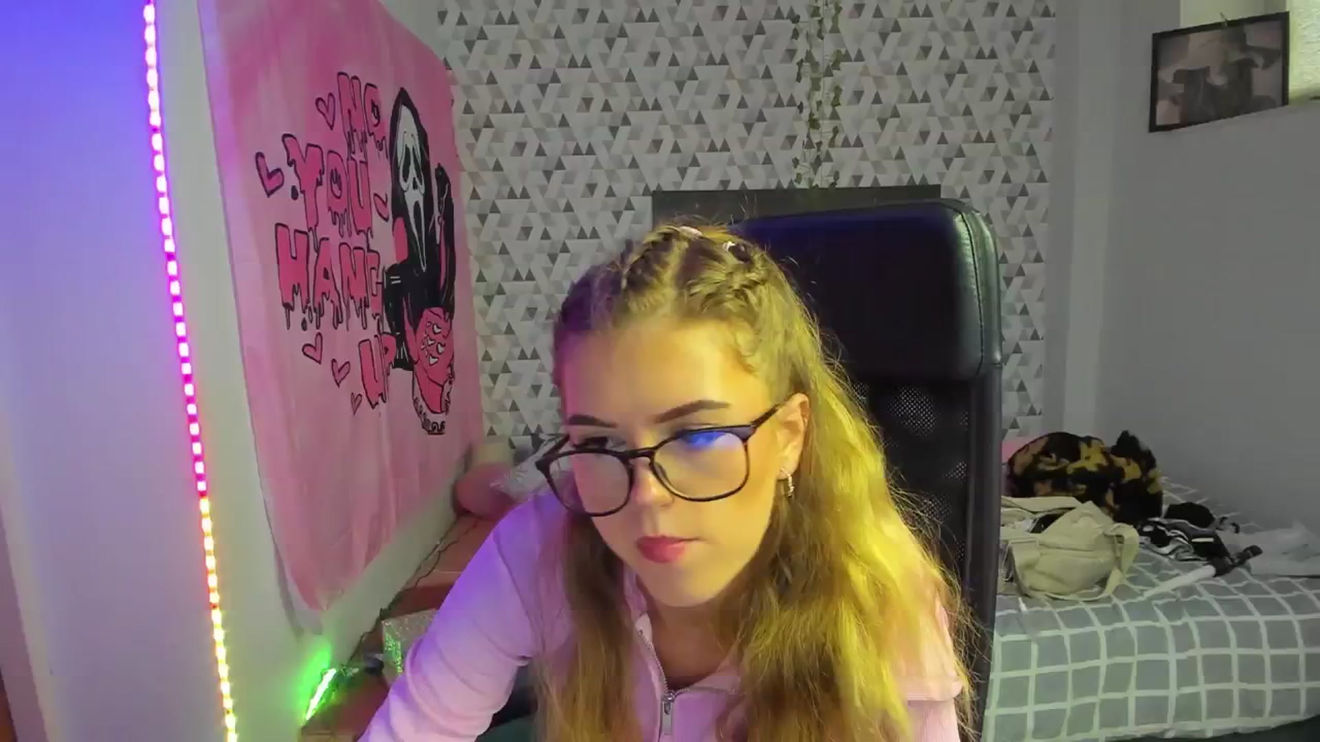 Gallery image thumbnail from Iness_lex's myfreecams stream on, 04/02/2026, 07:45 image 11 of 20