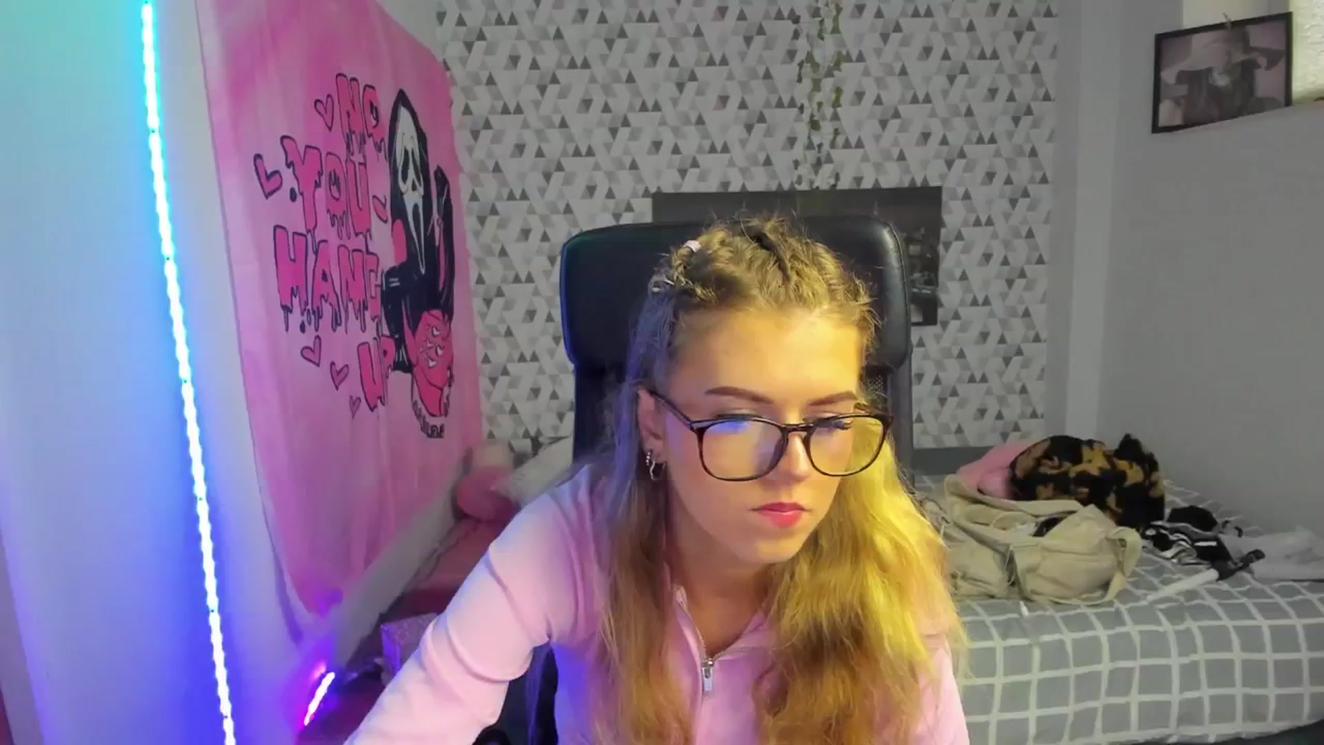 Gallery image thumbnail from Iness_lex's myfreecams stream on, 04/02/2026, 07:45 image 10 of 20