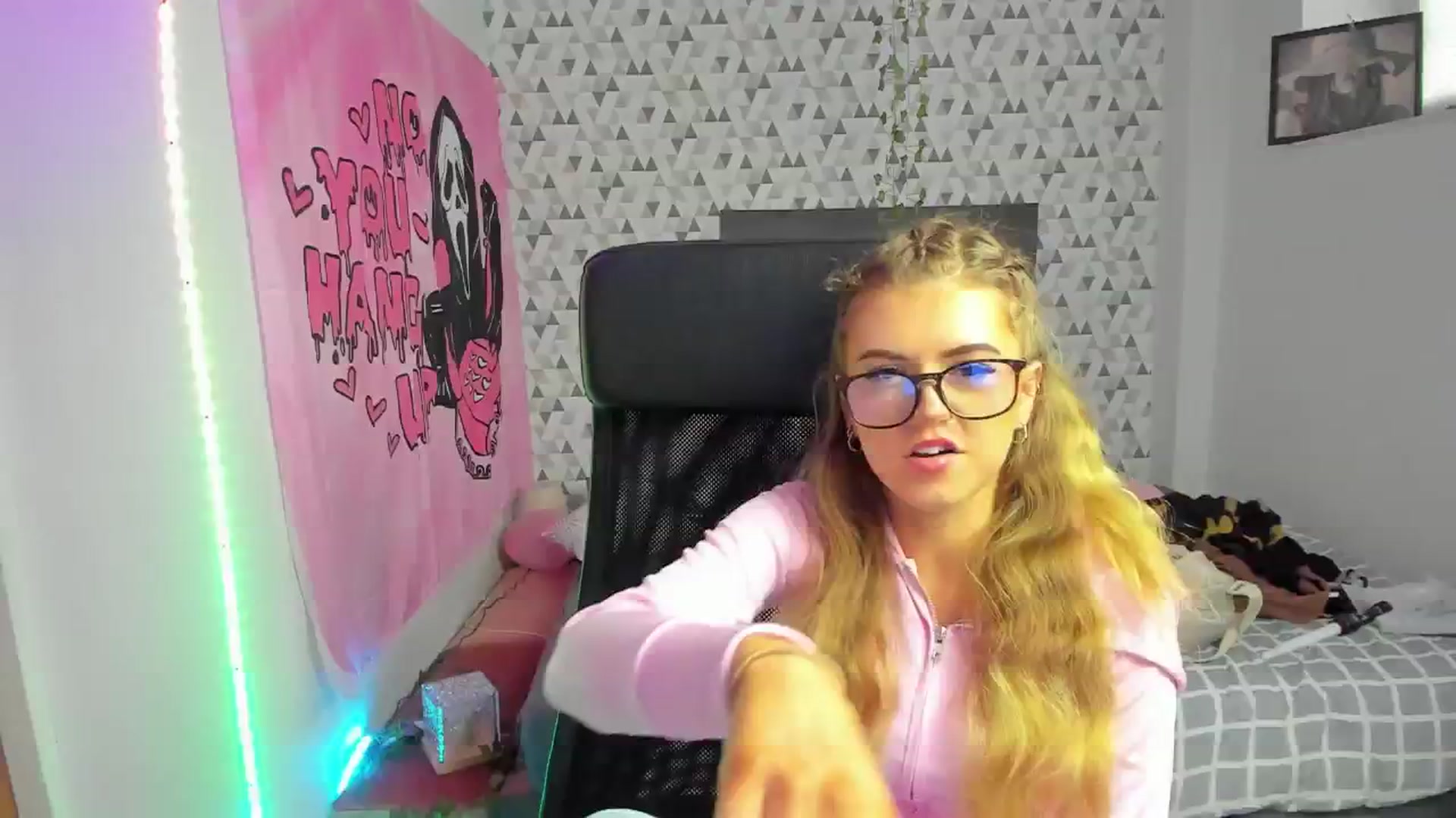 Gallery image thumbnail from Iness_lex's myfreecams stream on, 04/02/2026, 10:14 image 4 of 20