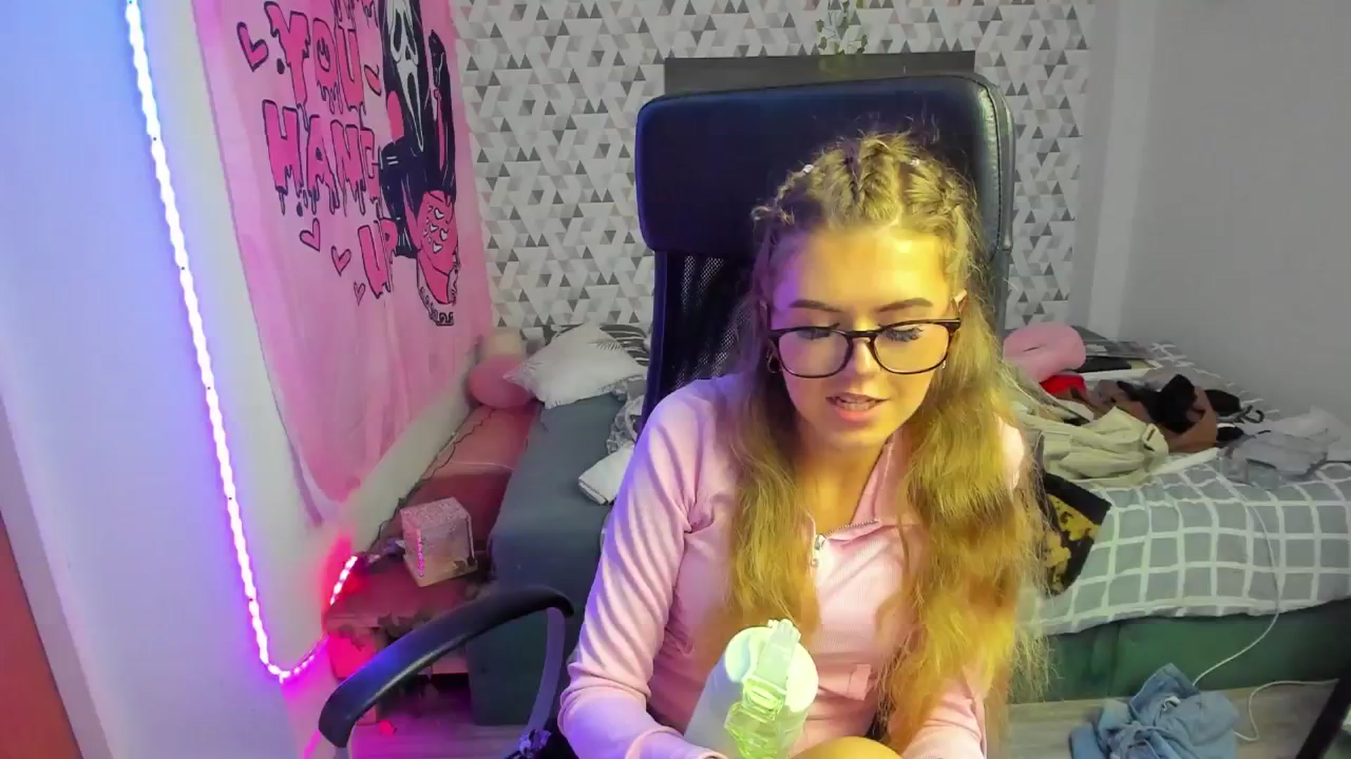 Gallery image thumbnail from Iness_lex's myfreecams stream on, 04/02/2026, 12:00 image 20 of 20