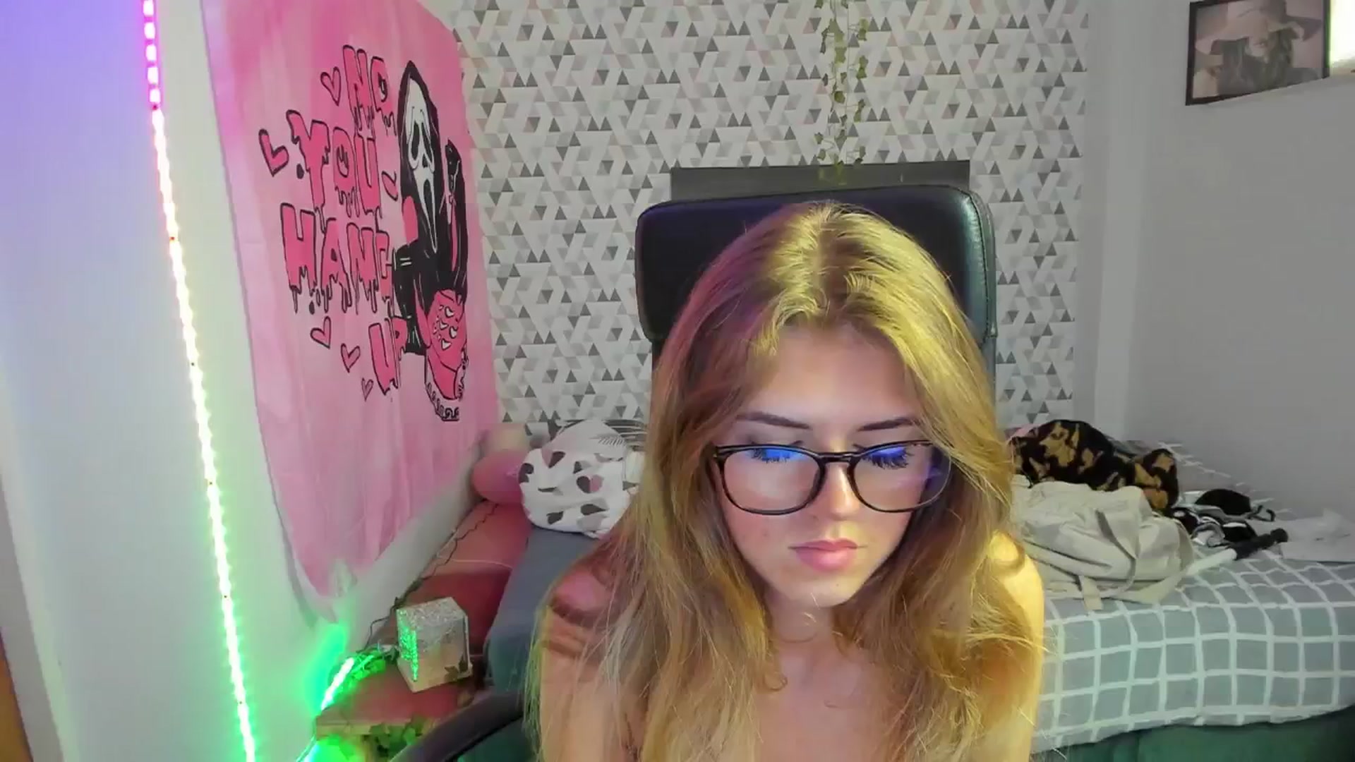 Gallery image thumbnail from Iness_lex's myfreecams stream on, 04/03/2026, 08:55 image 6 of 20