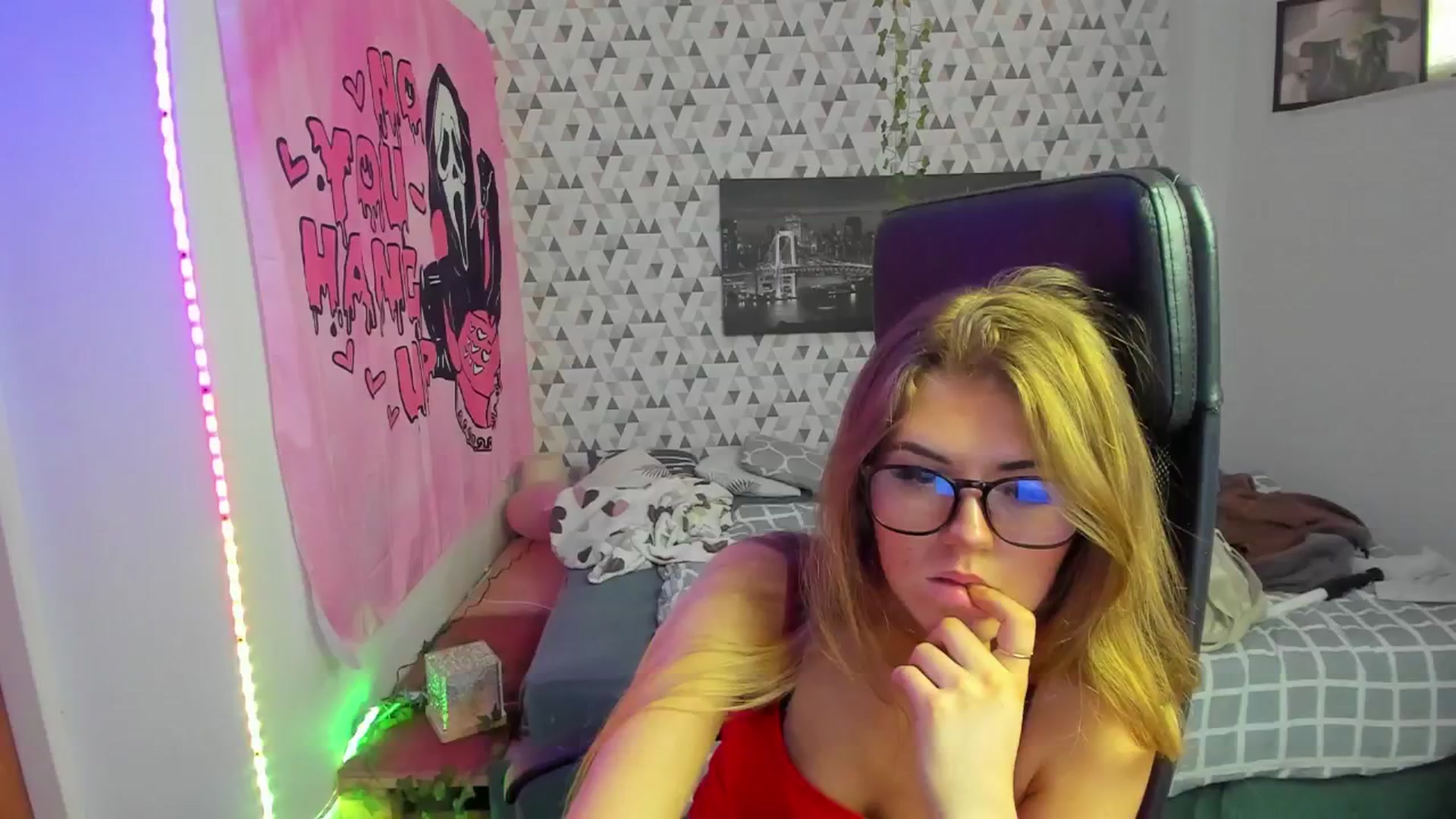 Gallery image thumbnail from Iness_lex's myfreecams stream on, 04/03/2026, 10:18 image 10 of 20