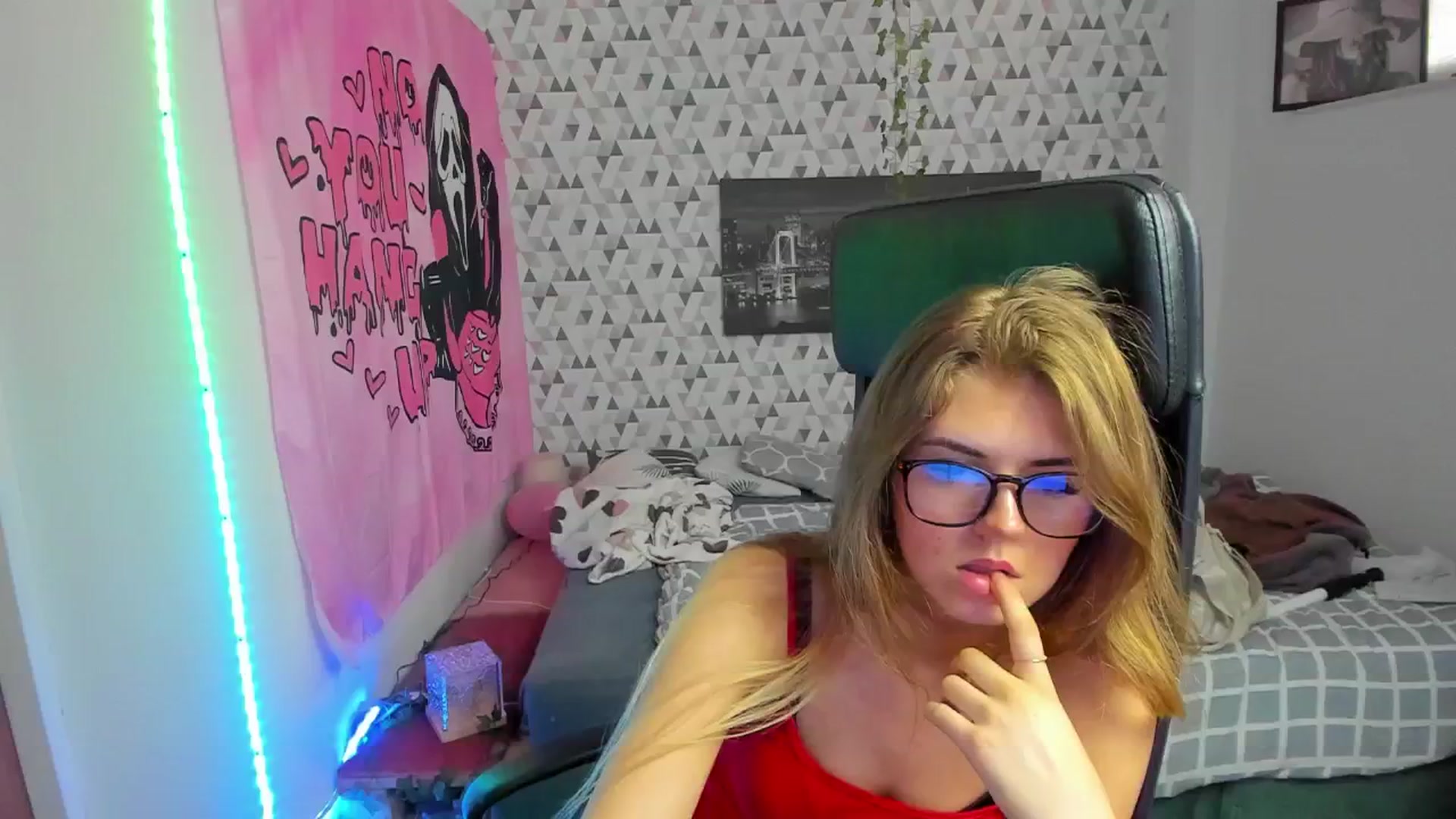 Gallery image thumbnail from Iness_lex's myfreecams stream on, 04/03/2026, 10:18 image 11 of 20