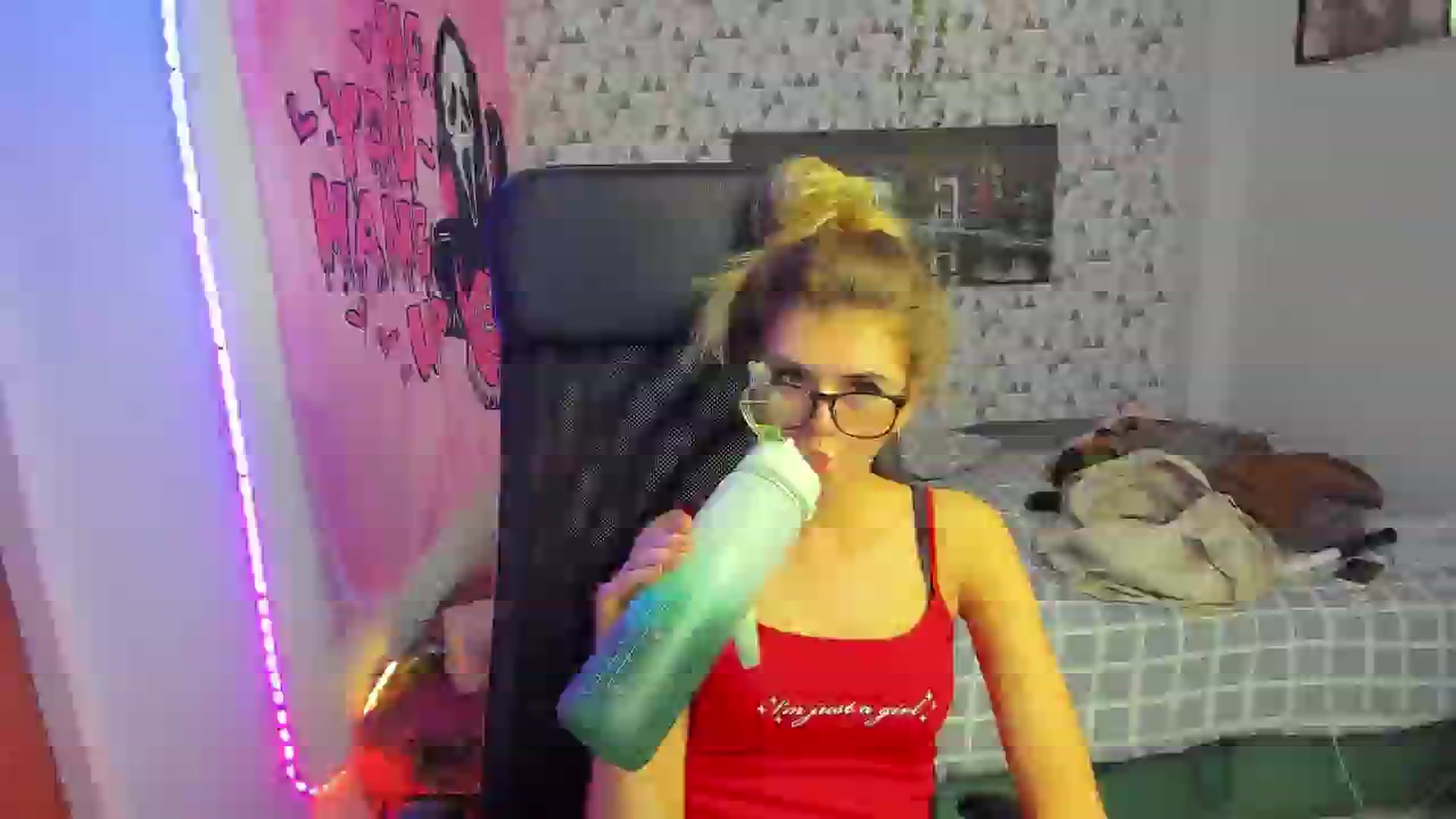 Gallery image thumbnail from Iness_lex's myfreecams stream on, 04/03/2026, 12:24 image 3 of 20