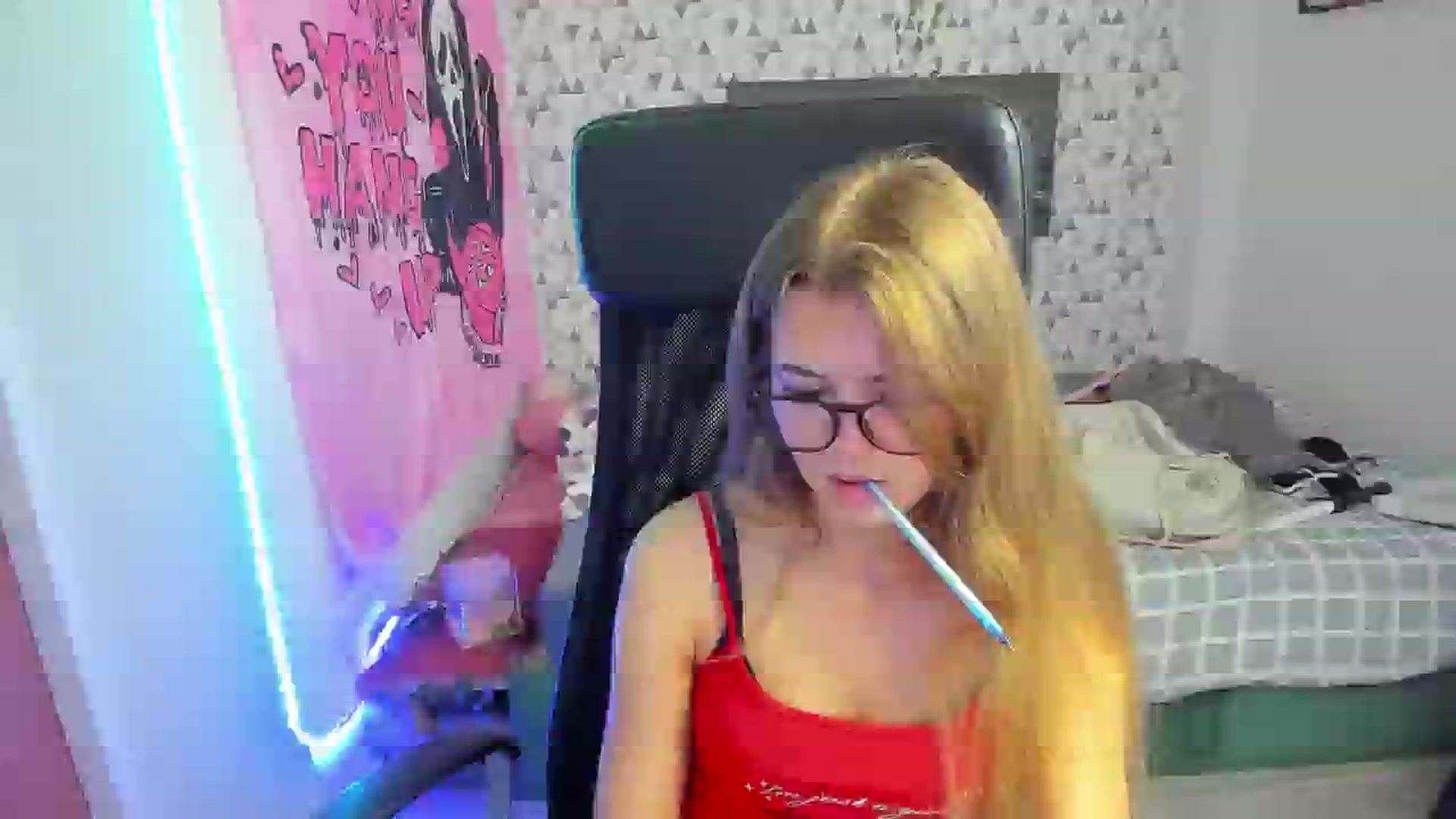 Gallery image thumbnail from Iness_lex's myfreecams stream on, 04/03/2026, 13:01 image 9 of 20
