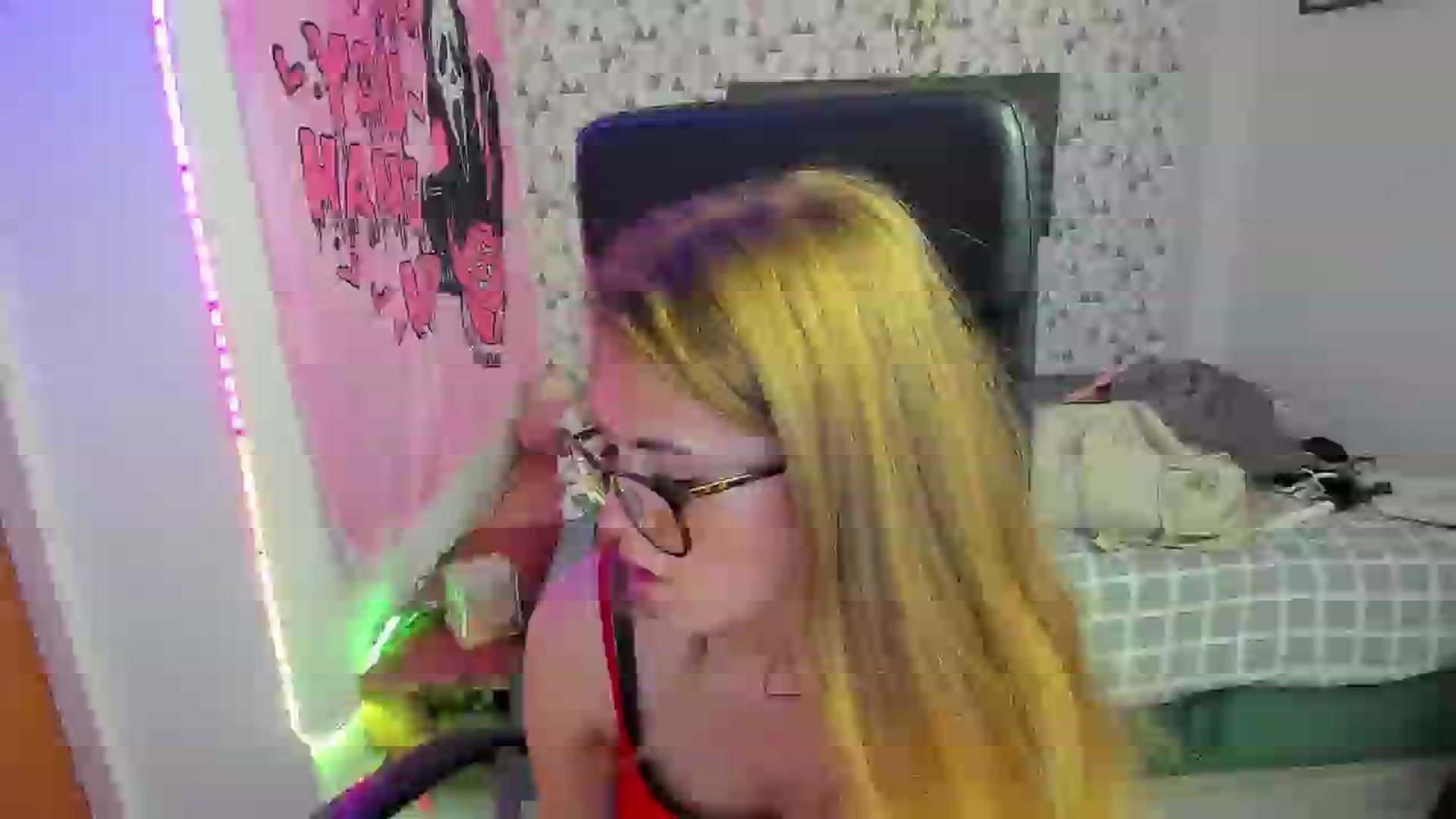 Gallery image thumbnail from Iness_lex's myfreecams stream on, 04/03/2026, 13:01 image 11 of 20