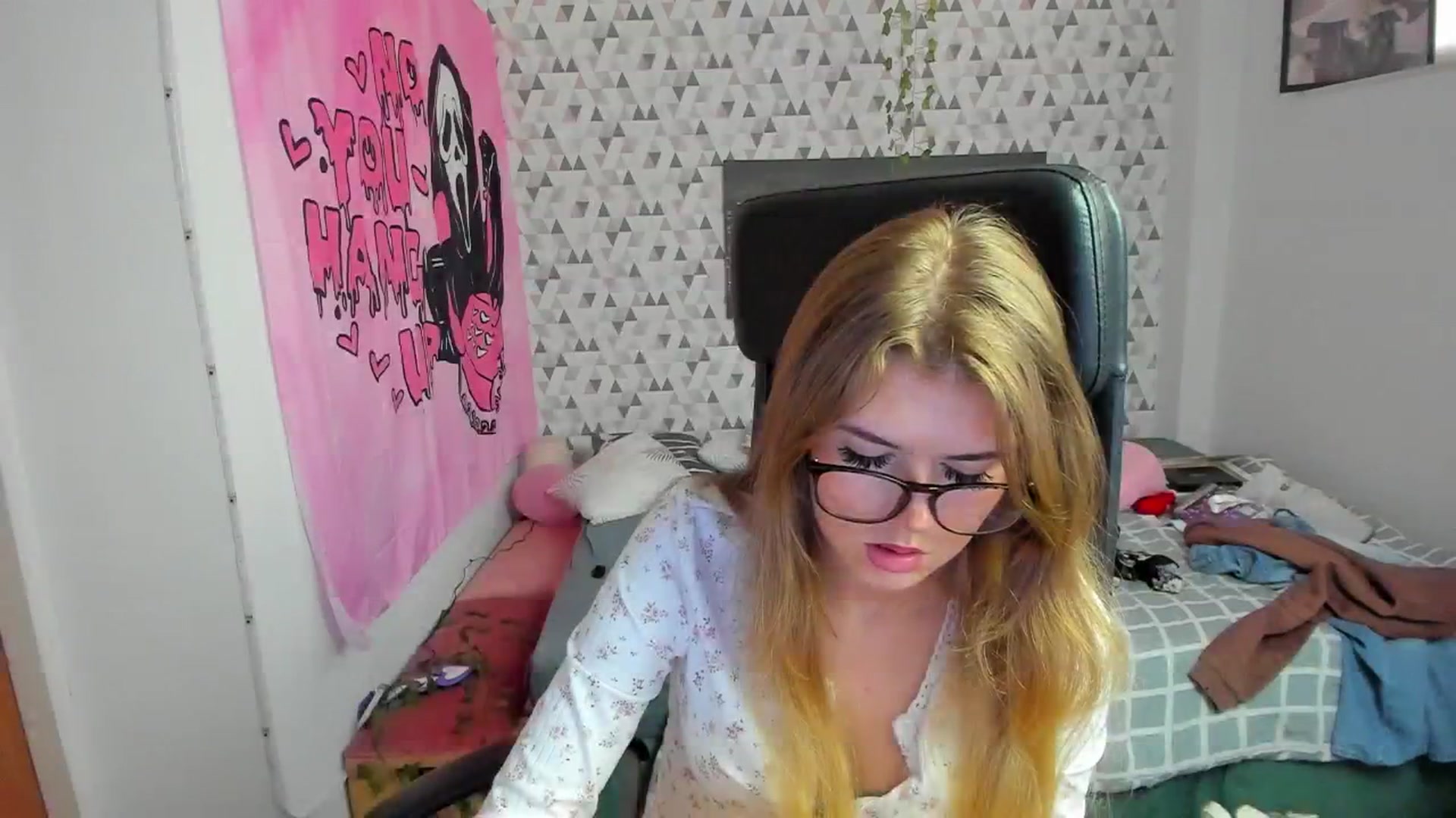 Gallery image thumbnail from Iness_lex's myfreecams stream on, 04/04/2026, 09:56 image 8 of 20
